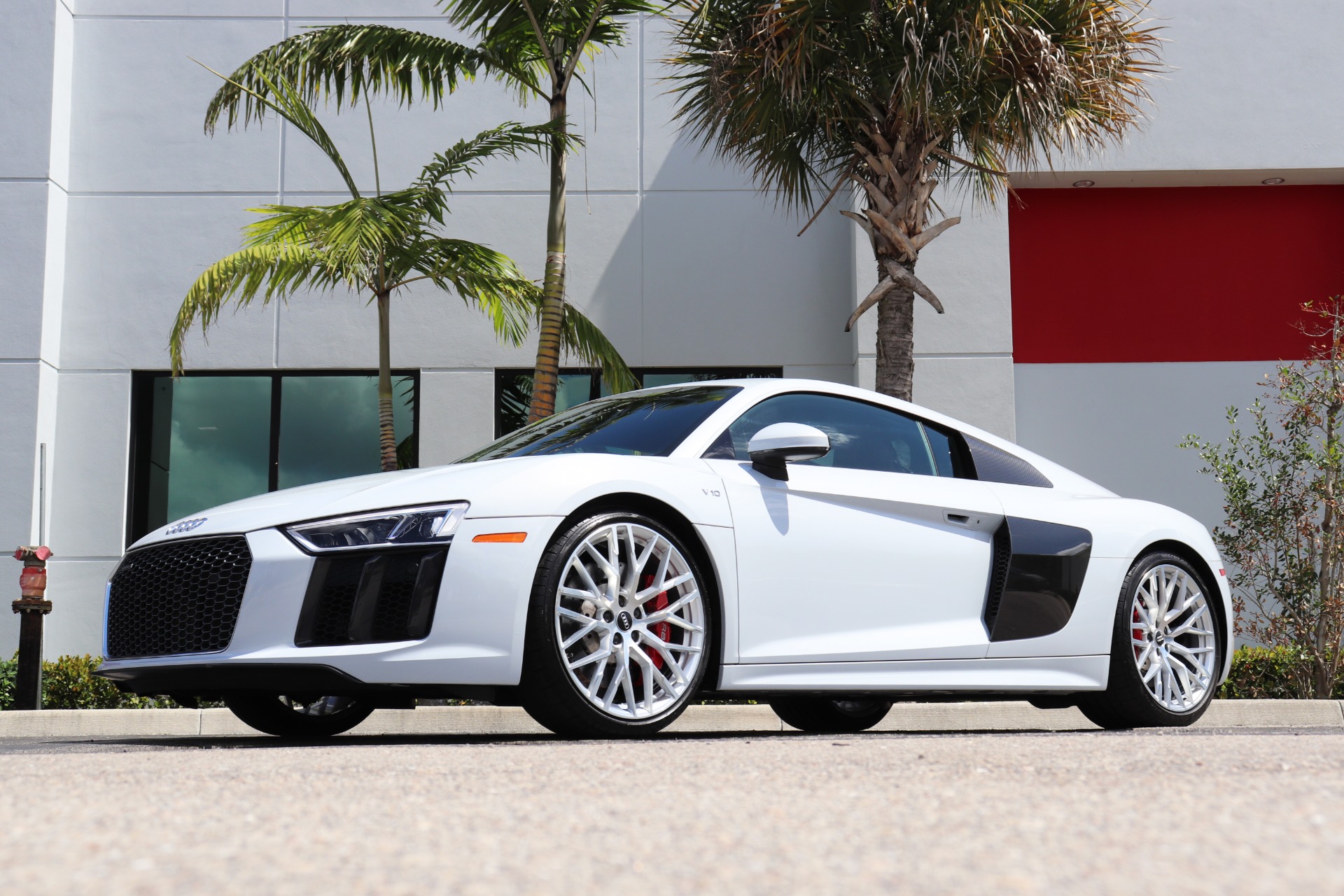 Used-2017-Audi-R8-52-quattro-V10