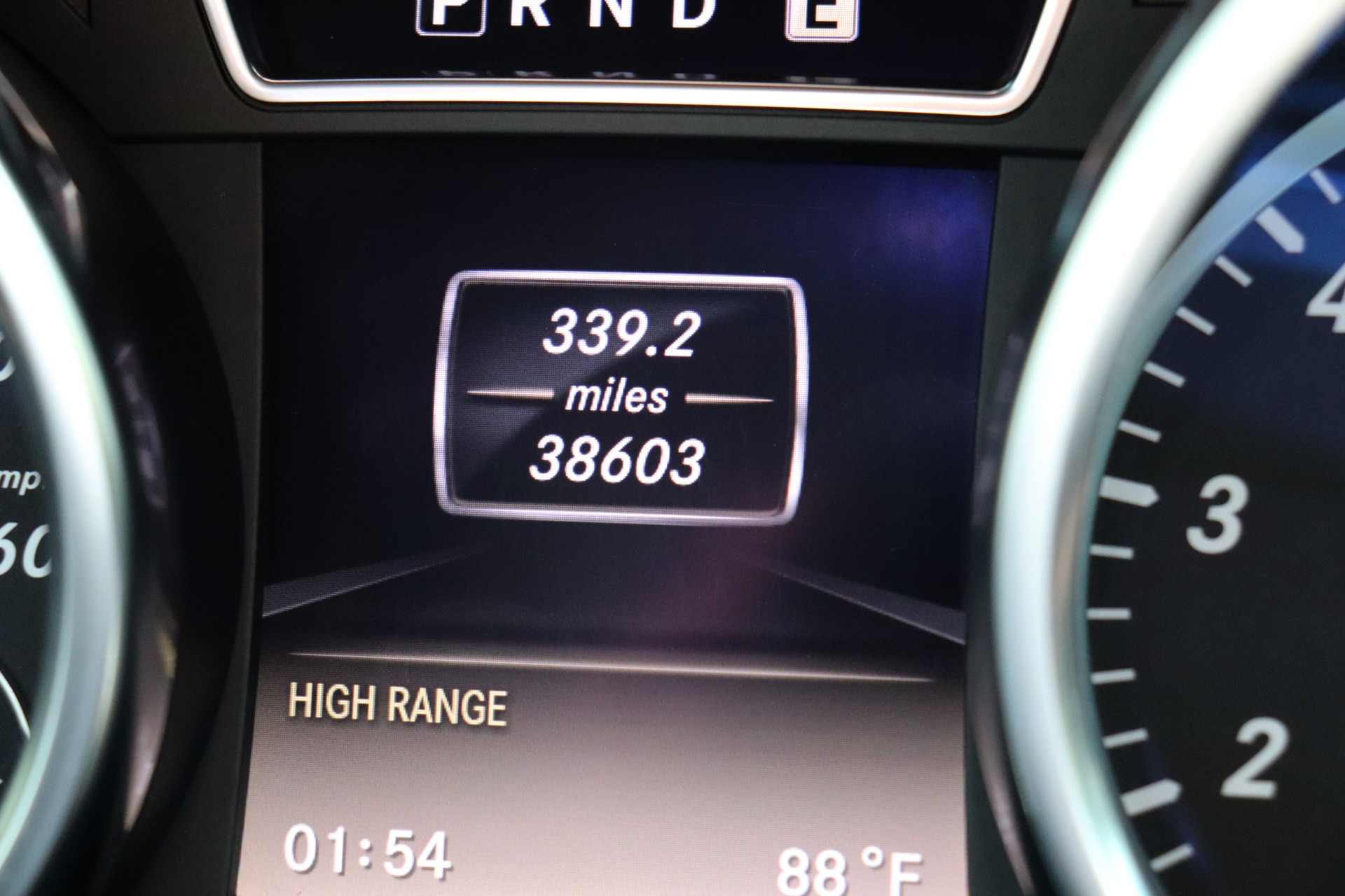 Used-2014-Mercedes-Benz-G-Class-G-550