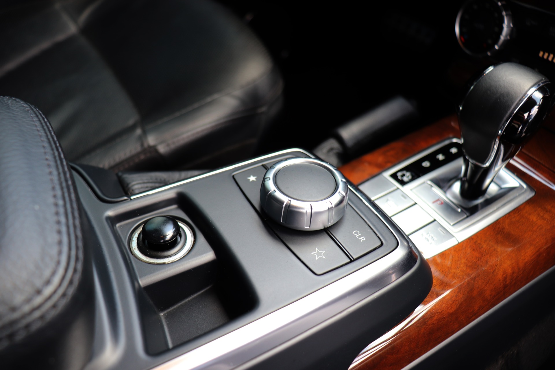 Used-2014-Mercedes-Benz-G-Class-G-550