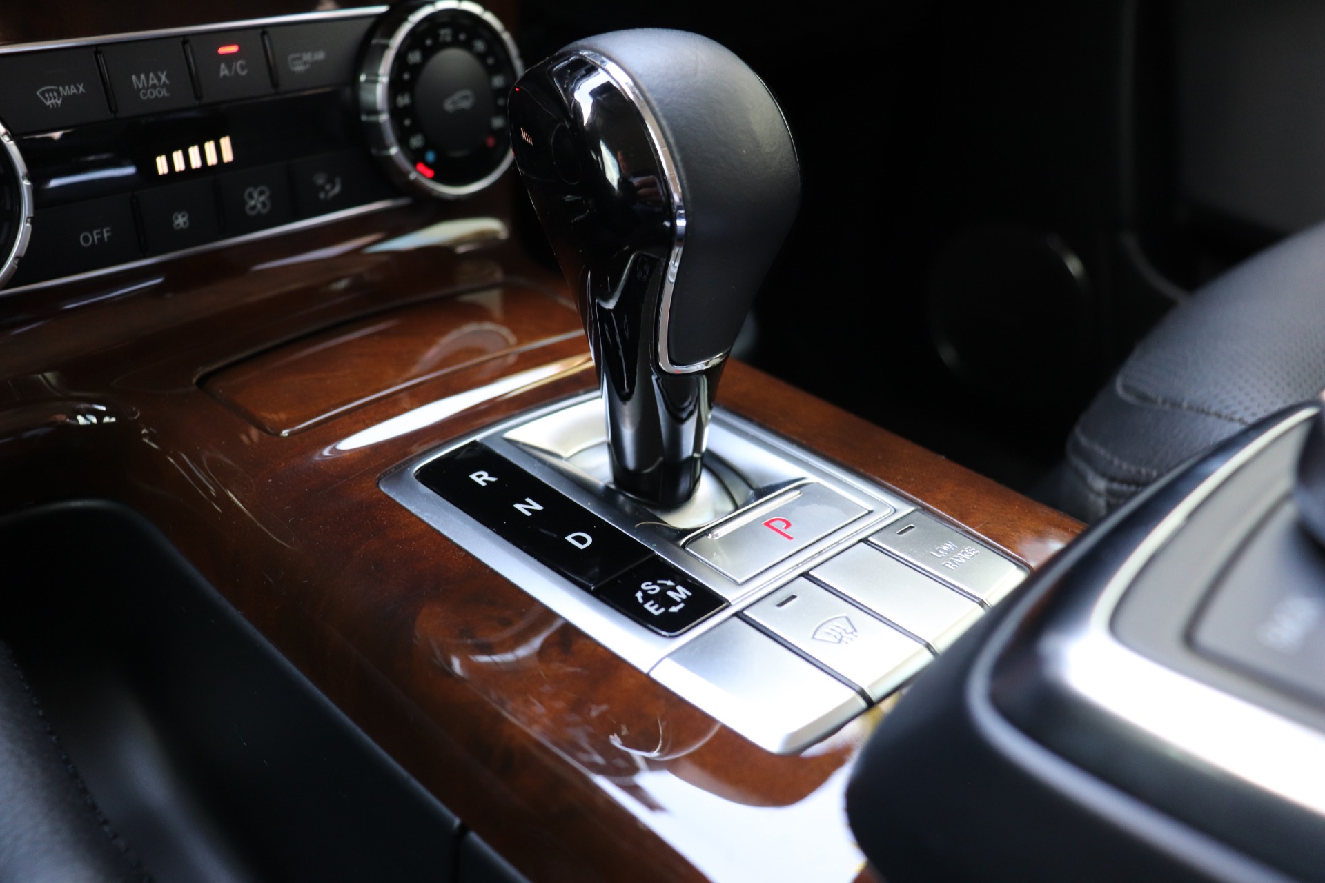 Used-2014-Mercedes-Benz-G-Class-G-550