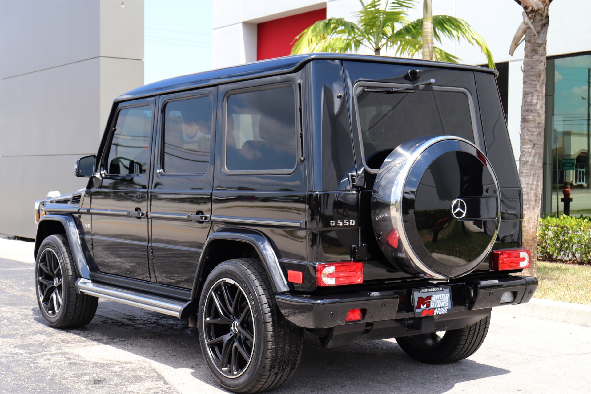 Used-2014-Mercedes-Benz-G-Class-G-550
