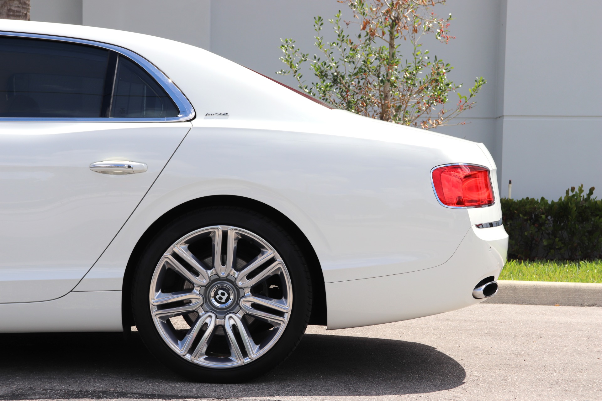 Used-2016-Bentley-Flying-Spur-W12