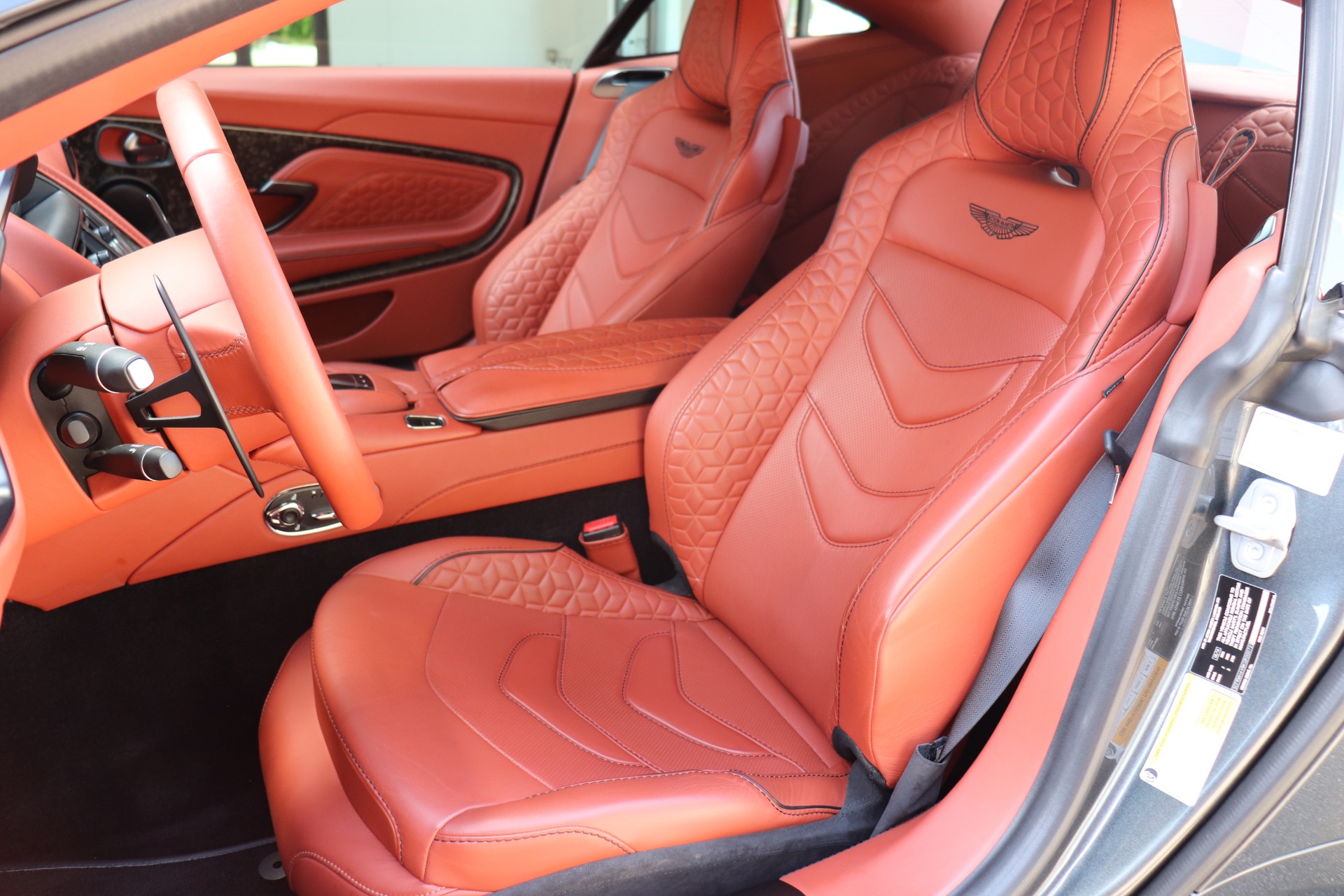 Used-2019-Aston-Martin-DBS-Superleggera