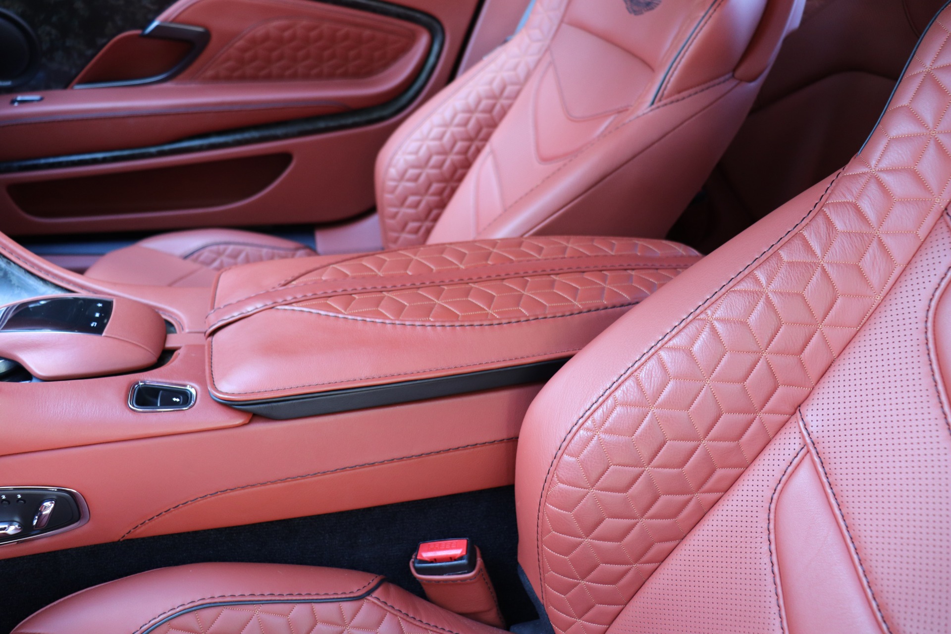 Used-2019-Aston-Martin-DBS-Superleggera