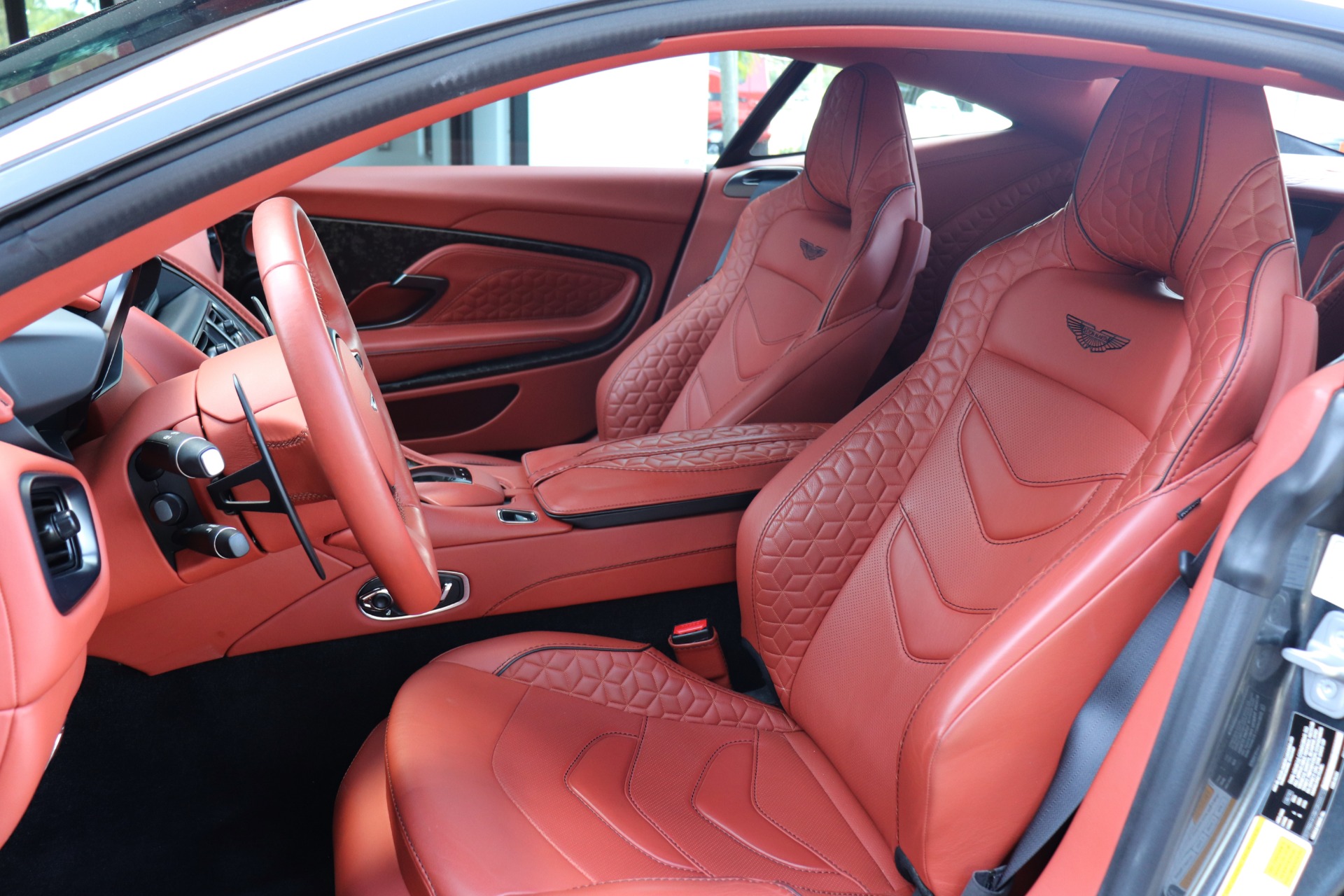 Used-2019-Aston-Martin-DBS-Superleggera