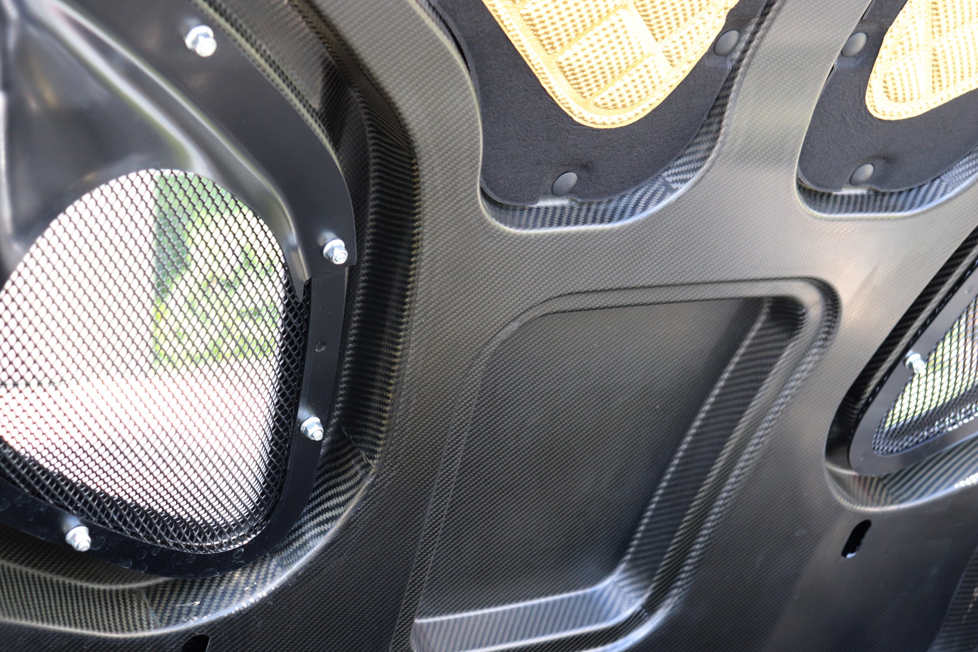 Used-2019-Aston-Martin-DBS-Superleggera