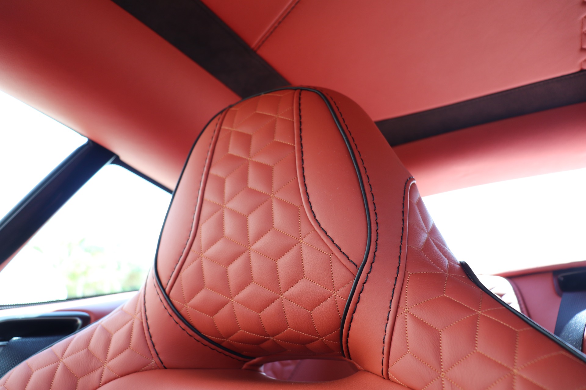 Used-2019-Aston-Martin-DBS-Superleggera