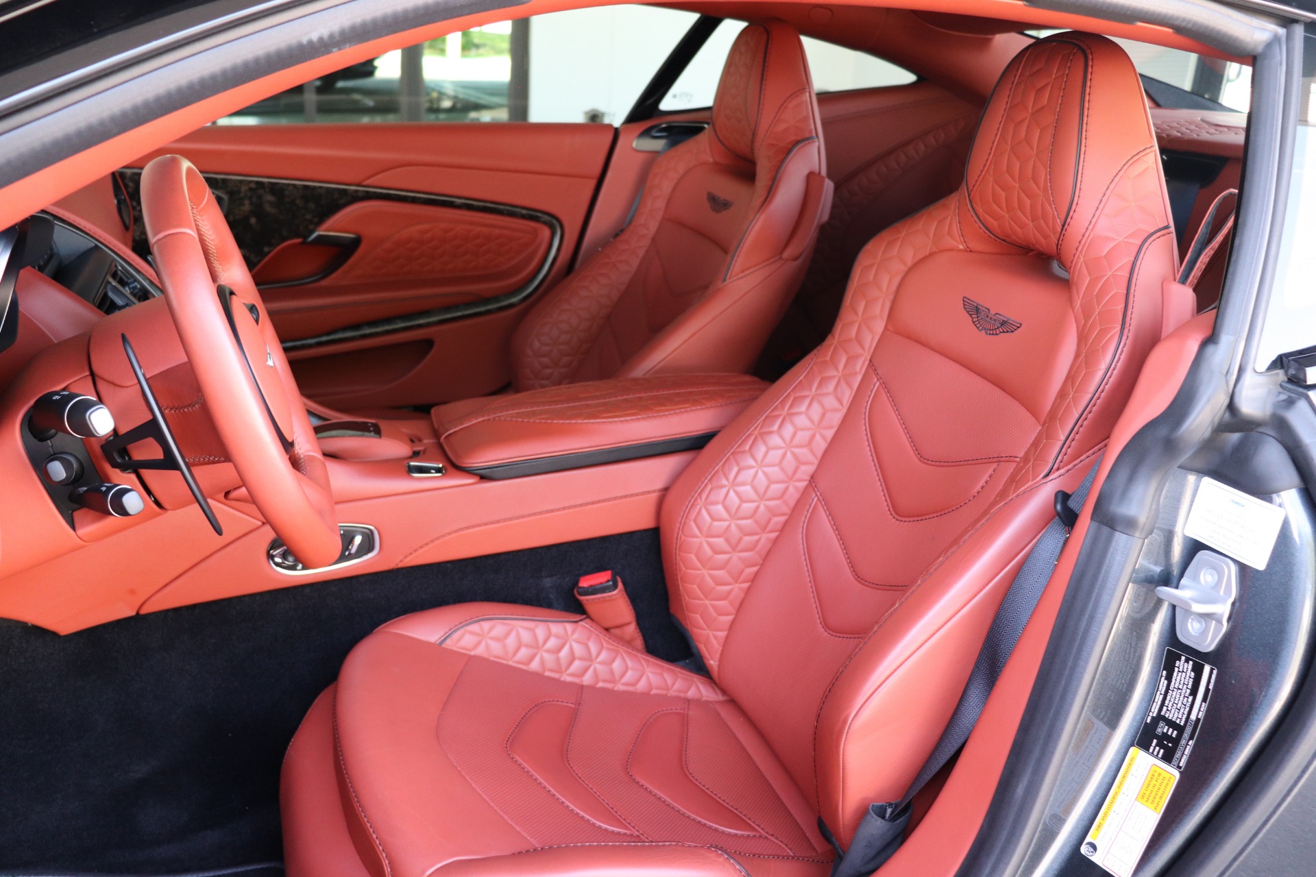 Used-2019-Aston-Martin-DBS-Superleggera