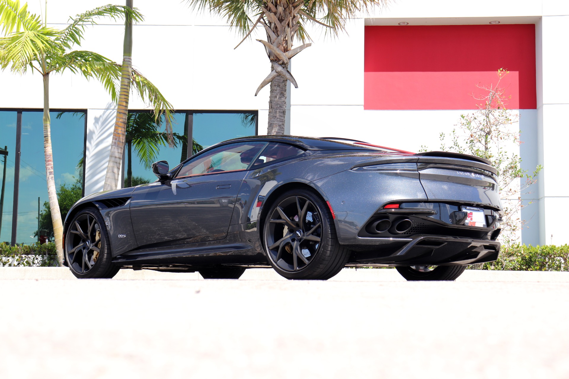 Used-2019-Aston-Martin-DBS-Superleggera