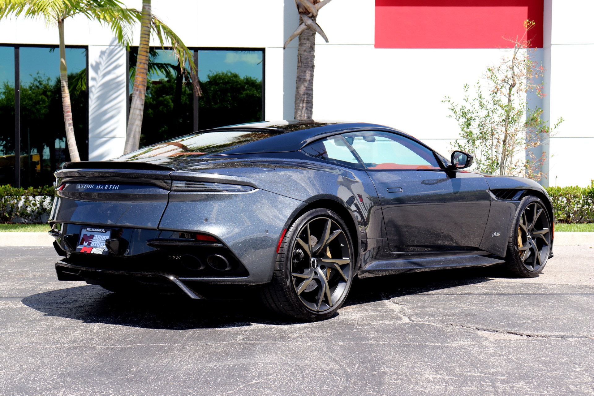 Used-2019-Aston-Martin-DBS-Superleggera