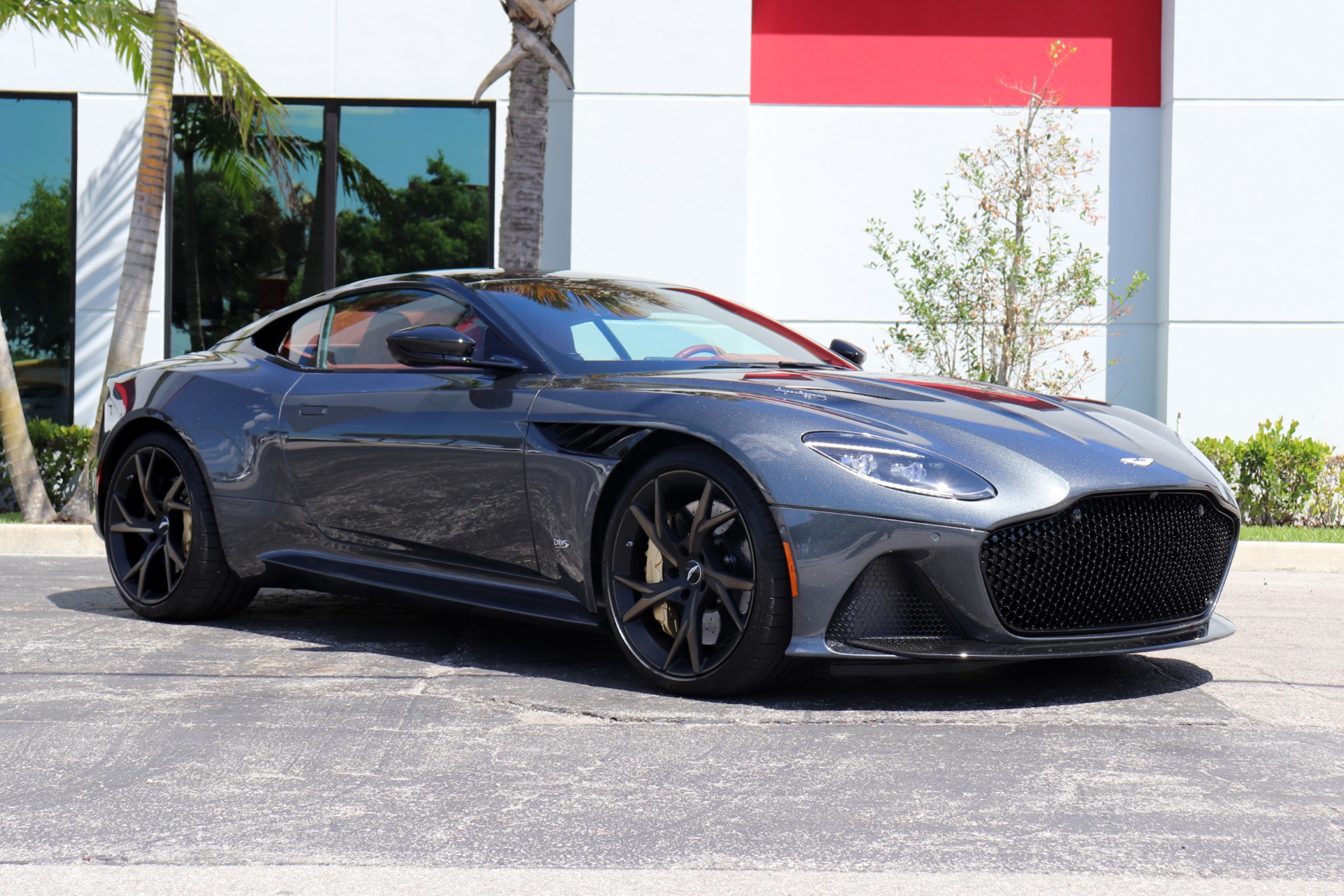 Used-2019-Aston-Martin-DBS-Superleggera