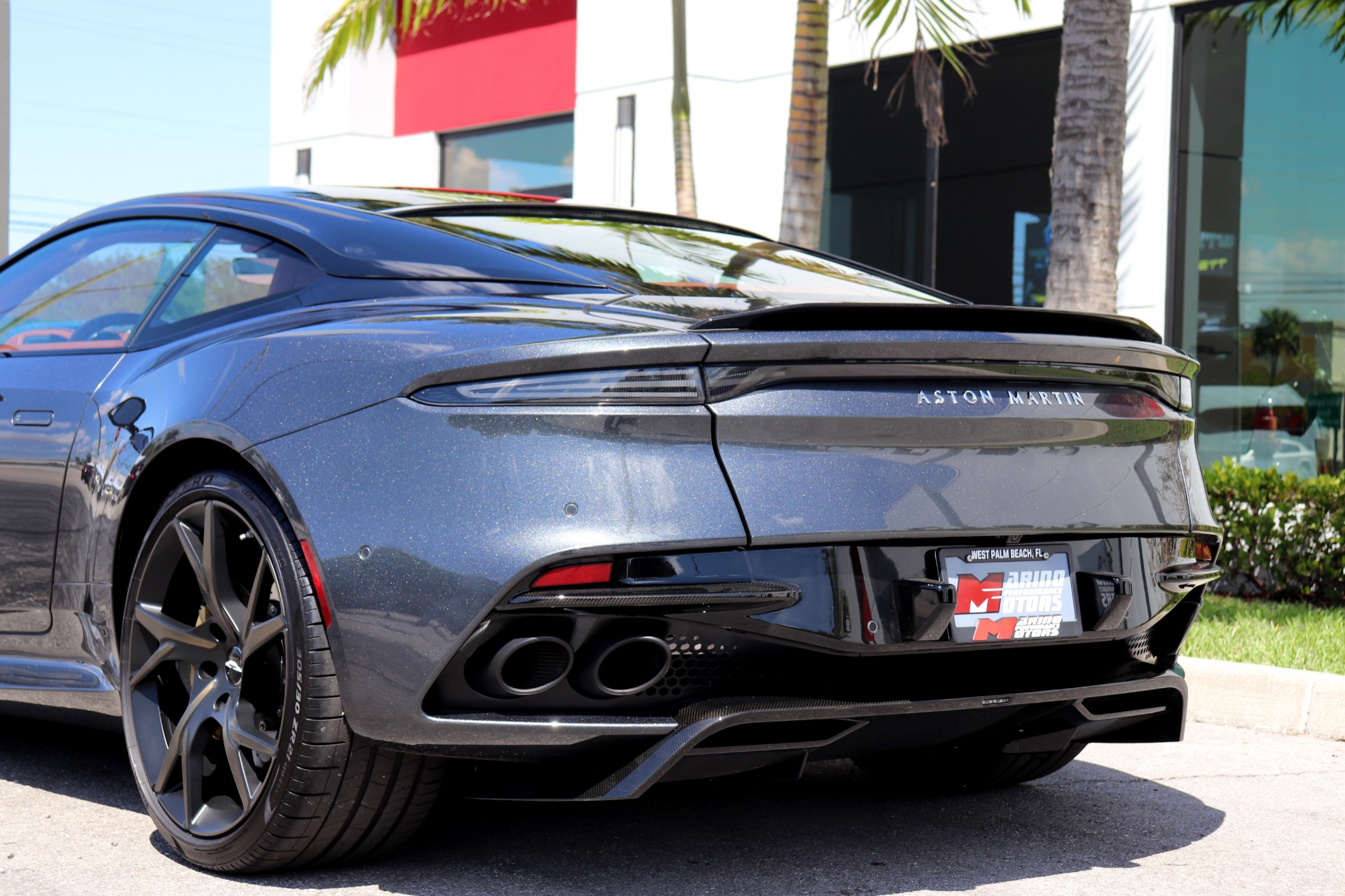 Used-2019-Aston-Martin-DBS-Superleggera