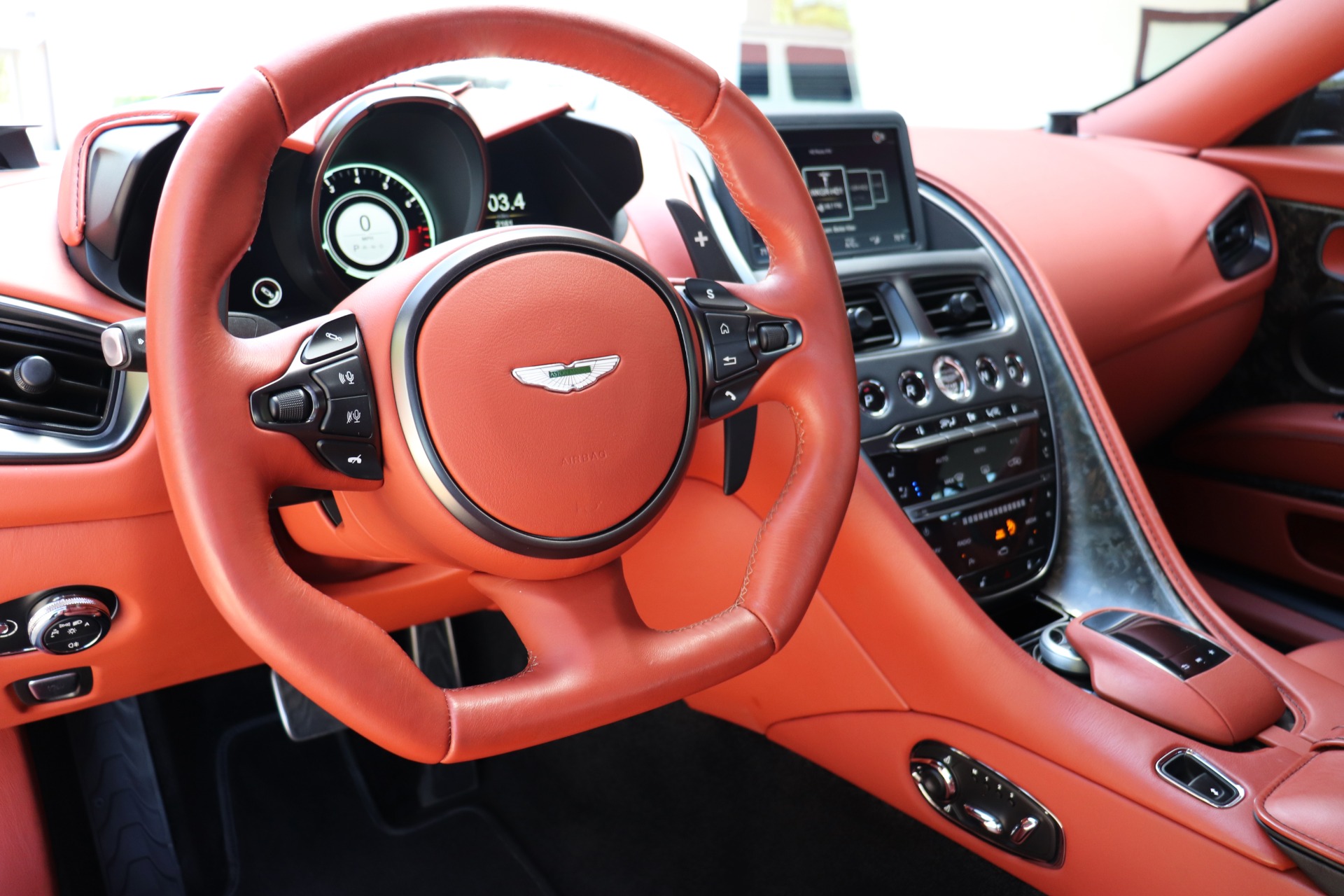 Used-2019-Aston-Martin-DBS-Superleggera
