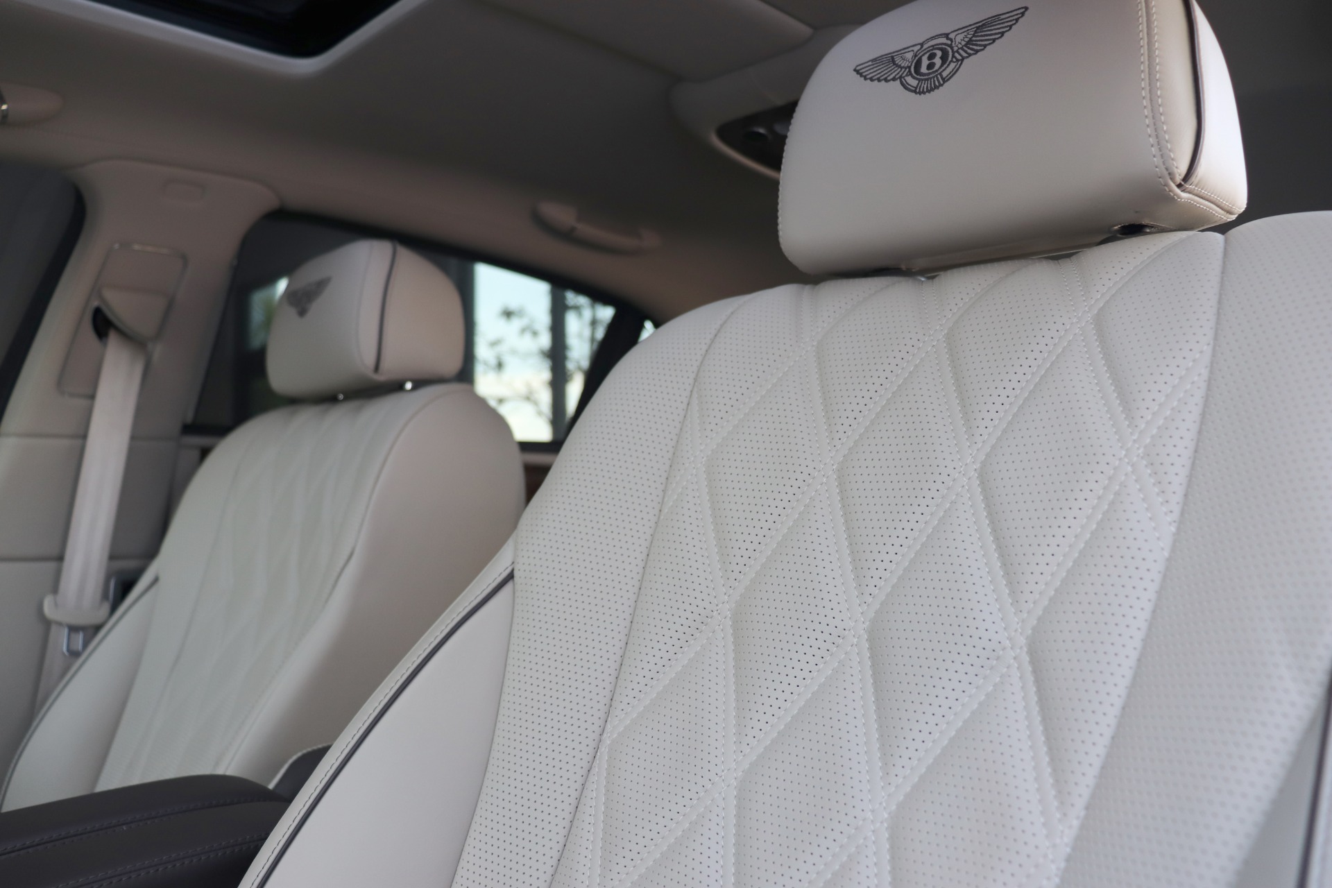 Used-2014-Bentley-Flying-Spur