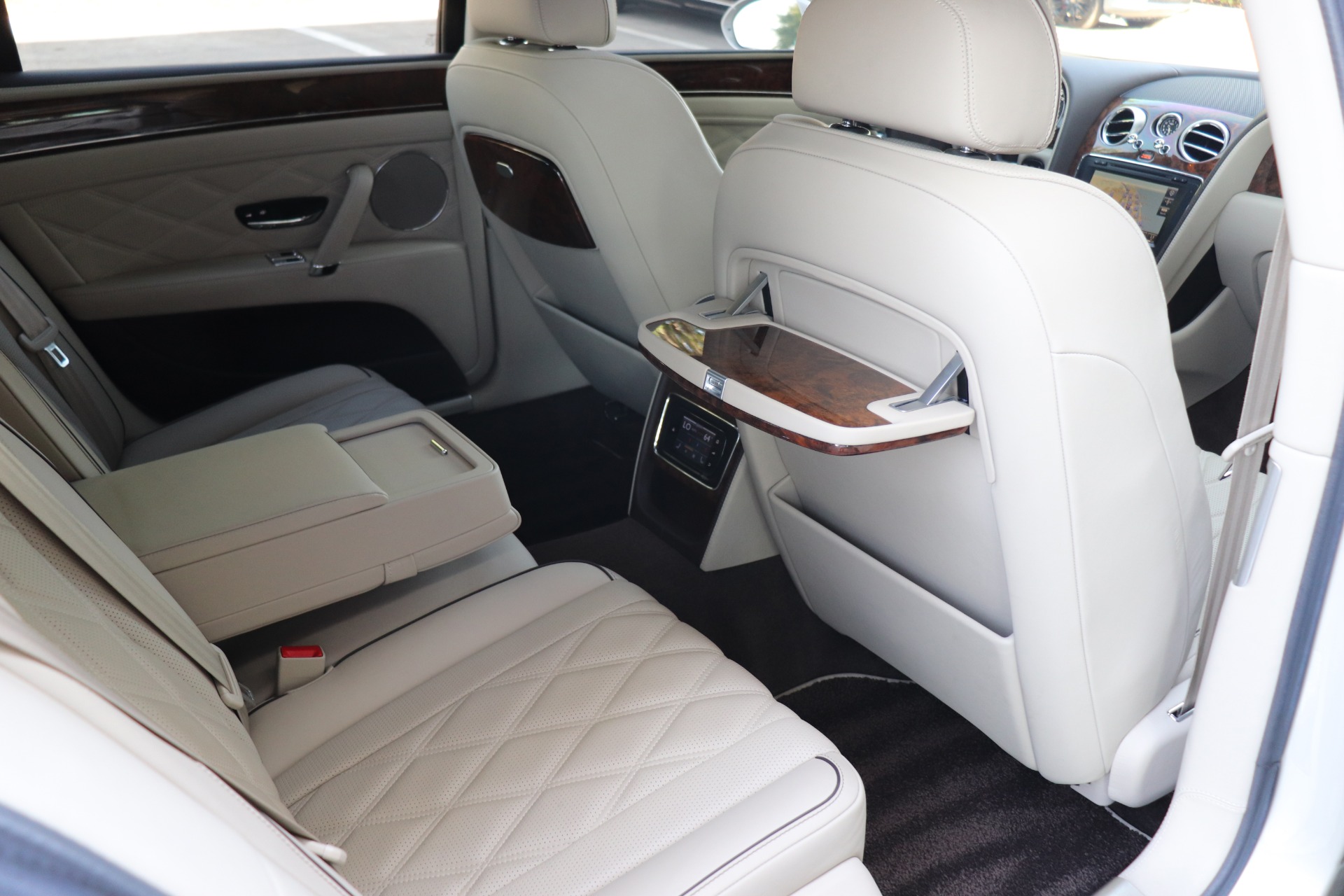 Used-2014-Bentley-Flying-Spur
