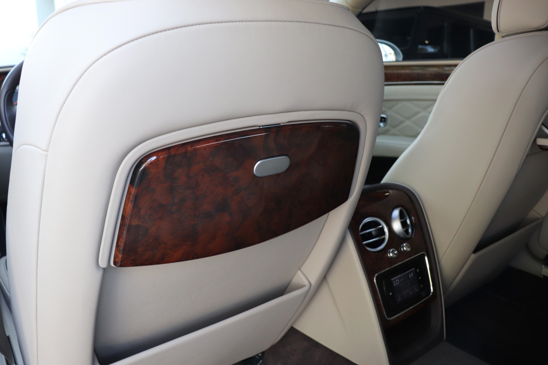 Used-2014-Bentley-Flying-Spur