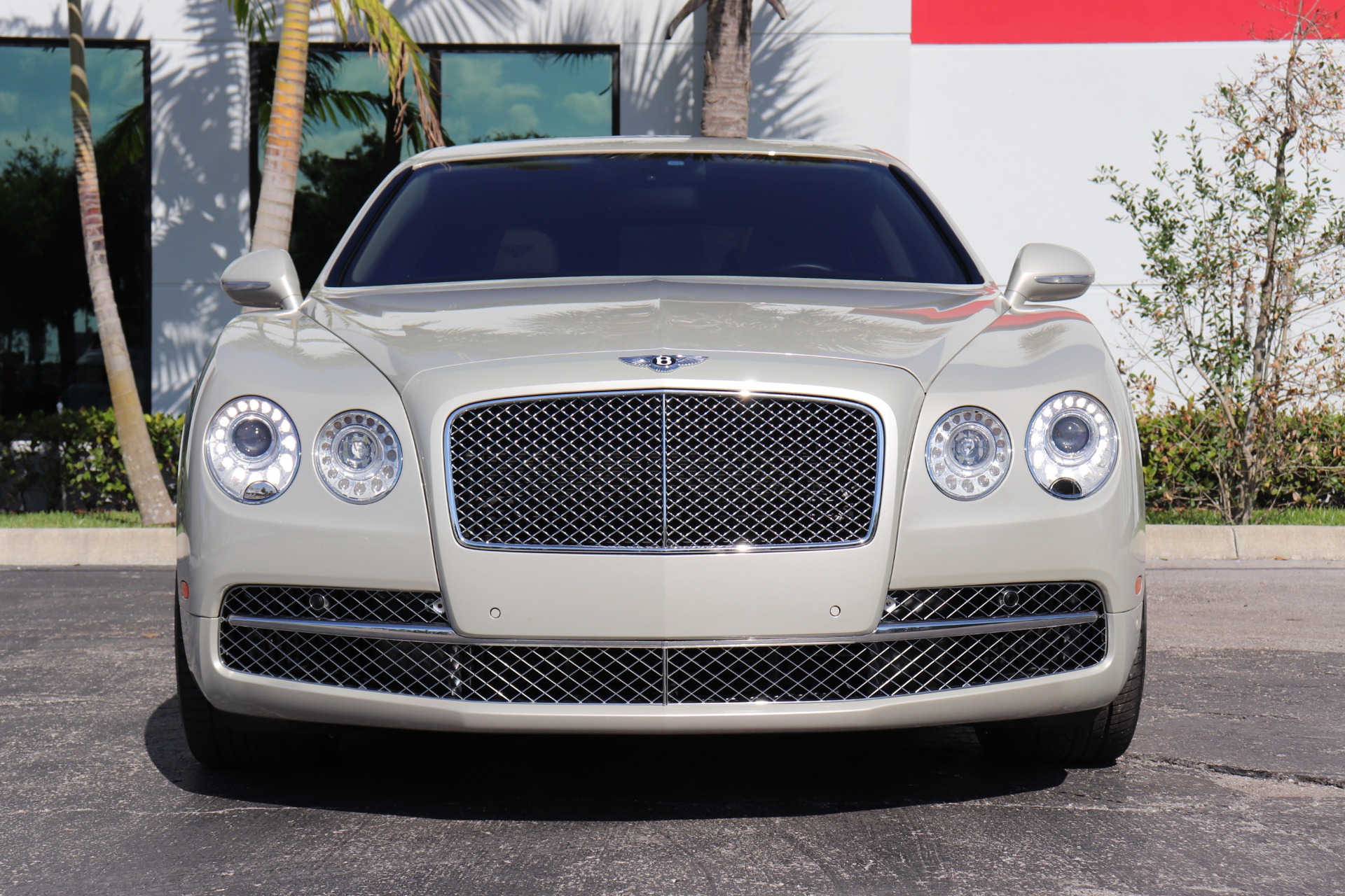 Used-2014-Bentley-Flying-Spur