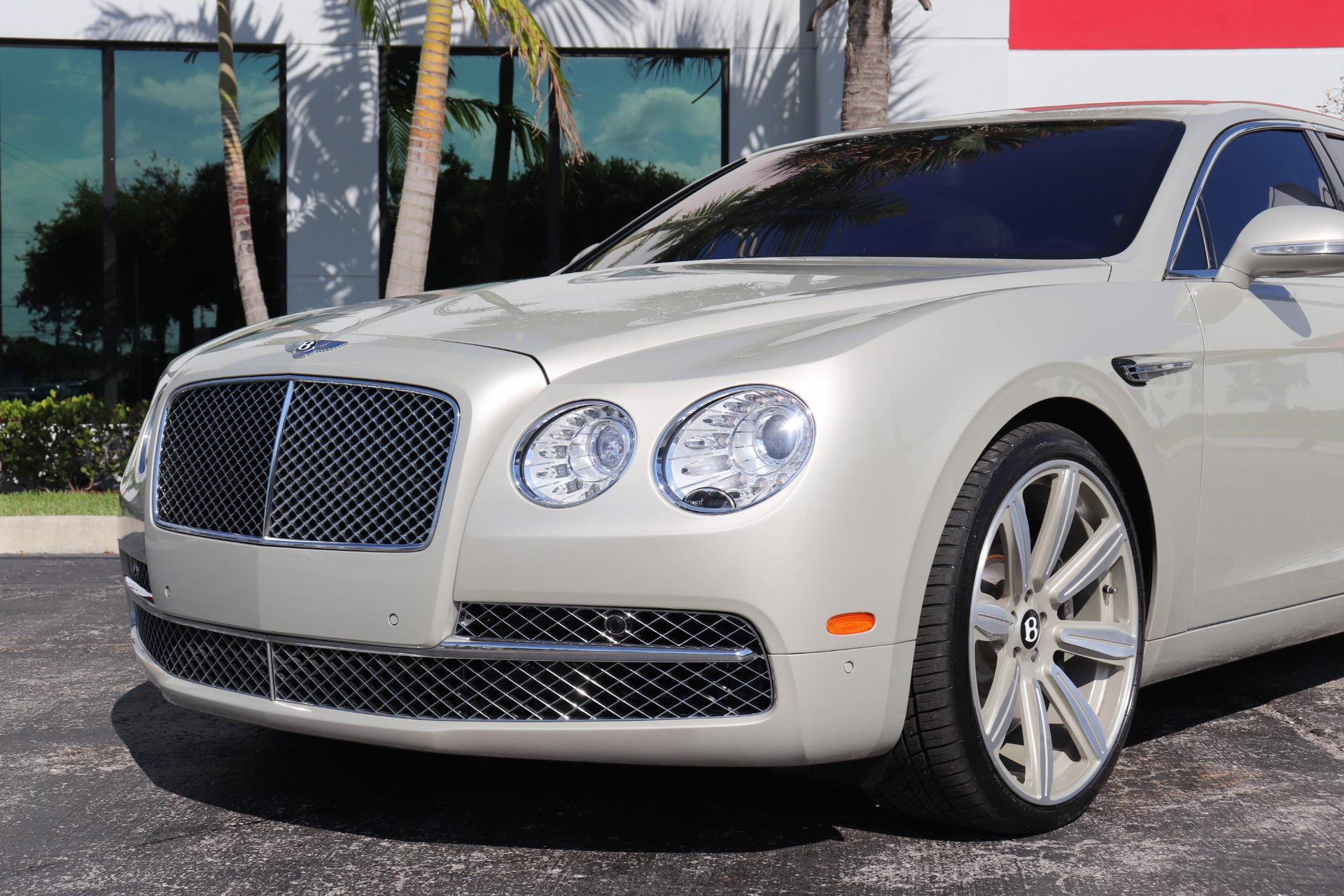 Used-2014-Bentley-Flying-Spur