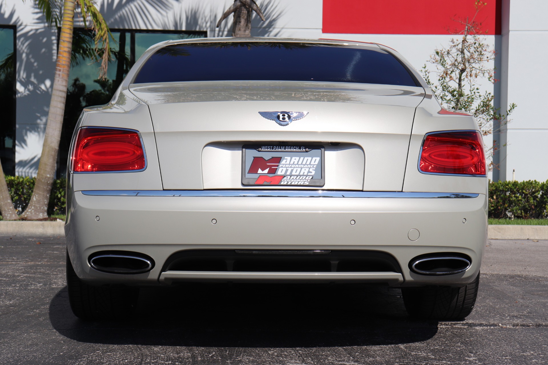 Used-2014-Bentley-Flying-Spur