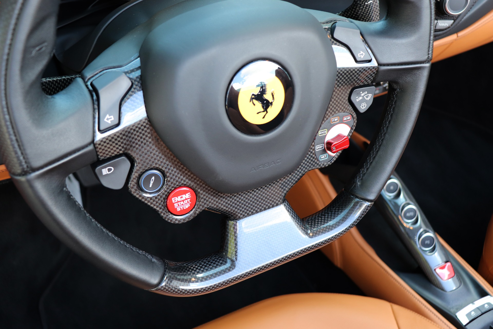 Used-2018-Ferrari-488-Spider