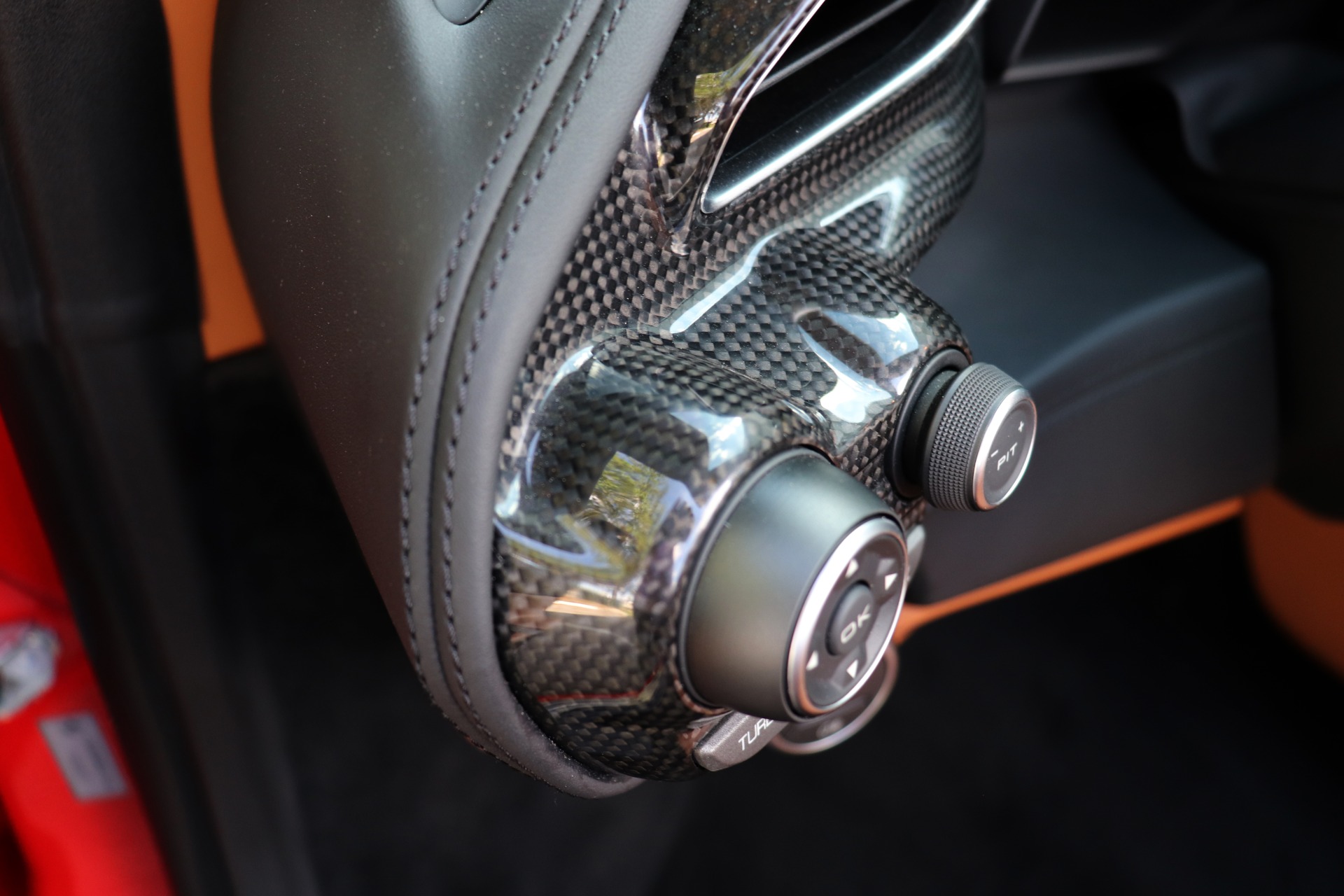 Used-2018-Ferrari-488-Spider