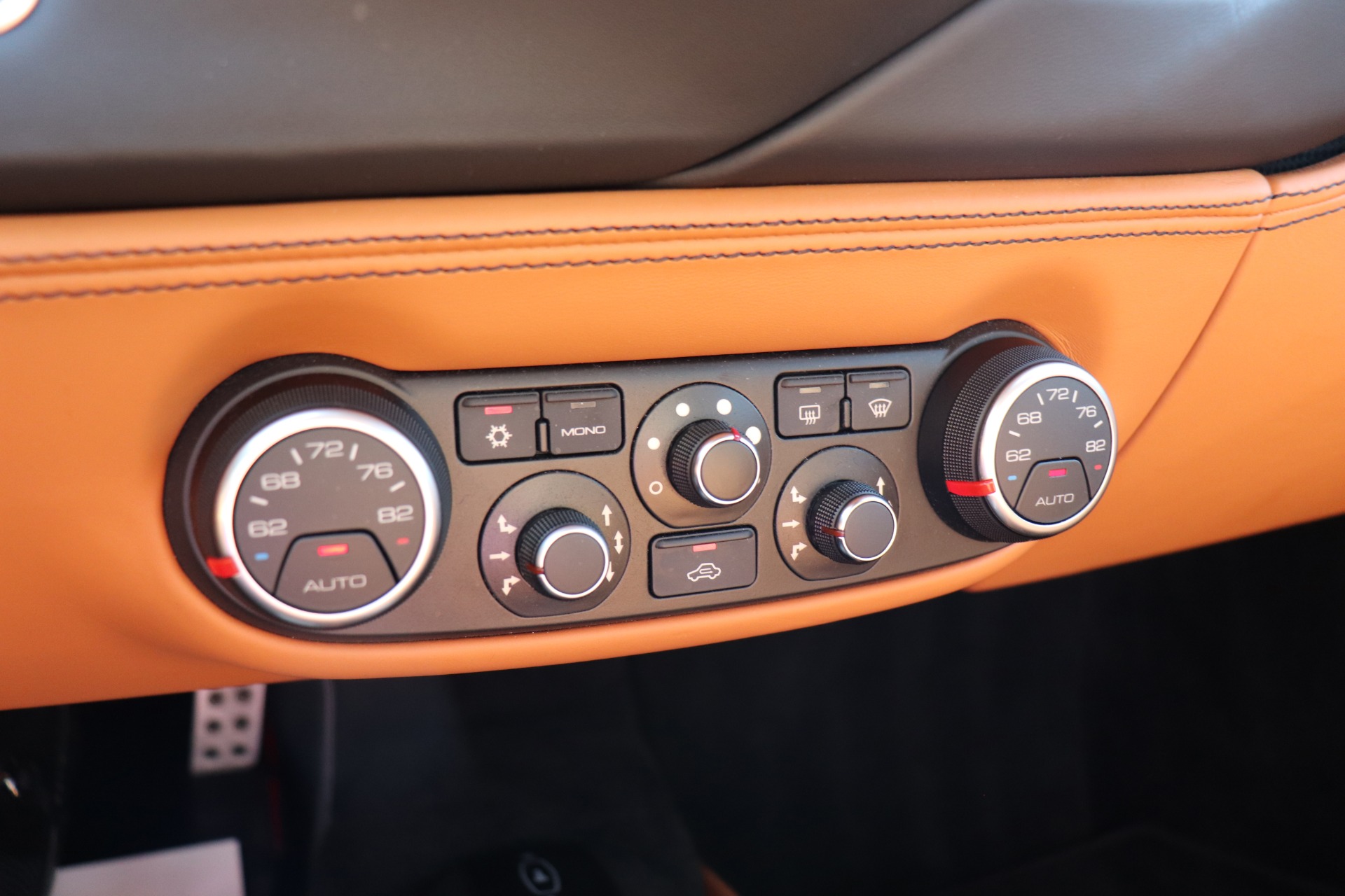 Used-2018-Ferrari-488-Spider
