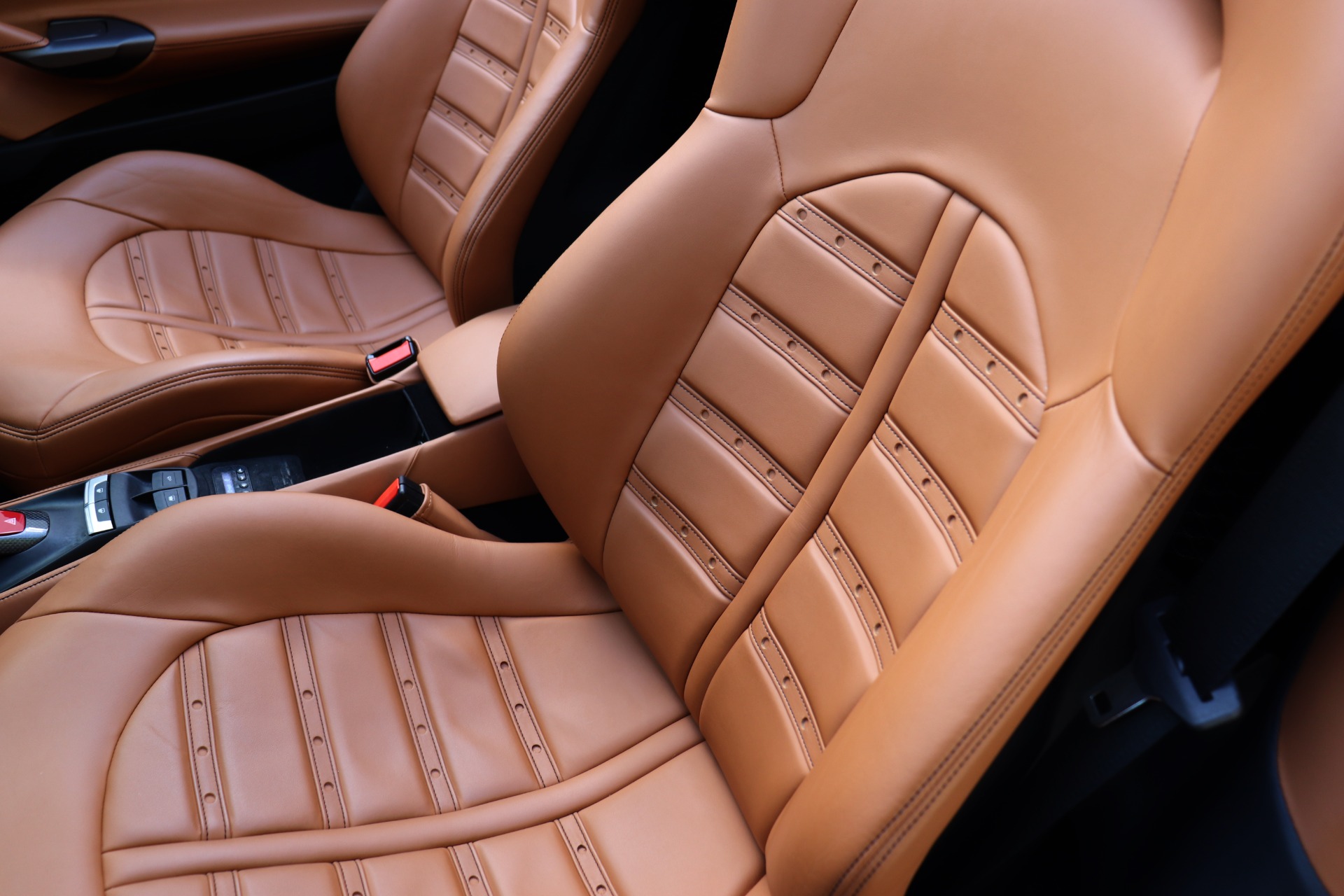 Used-2018-Ferrari-488-Spider