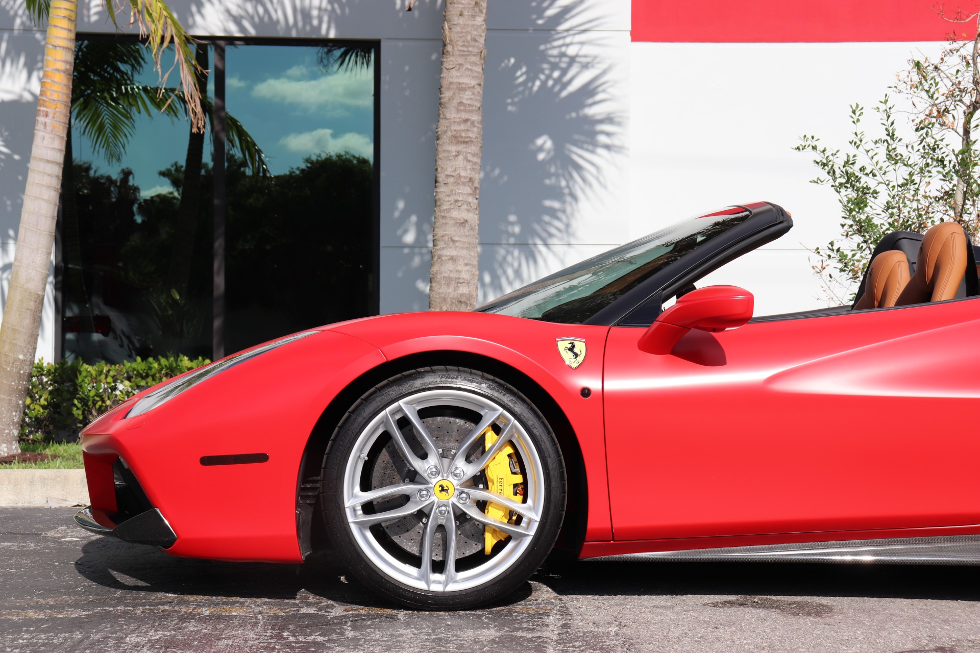 Used-2018-Ferrari-488-Spider