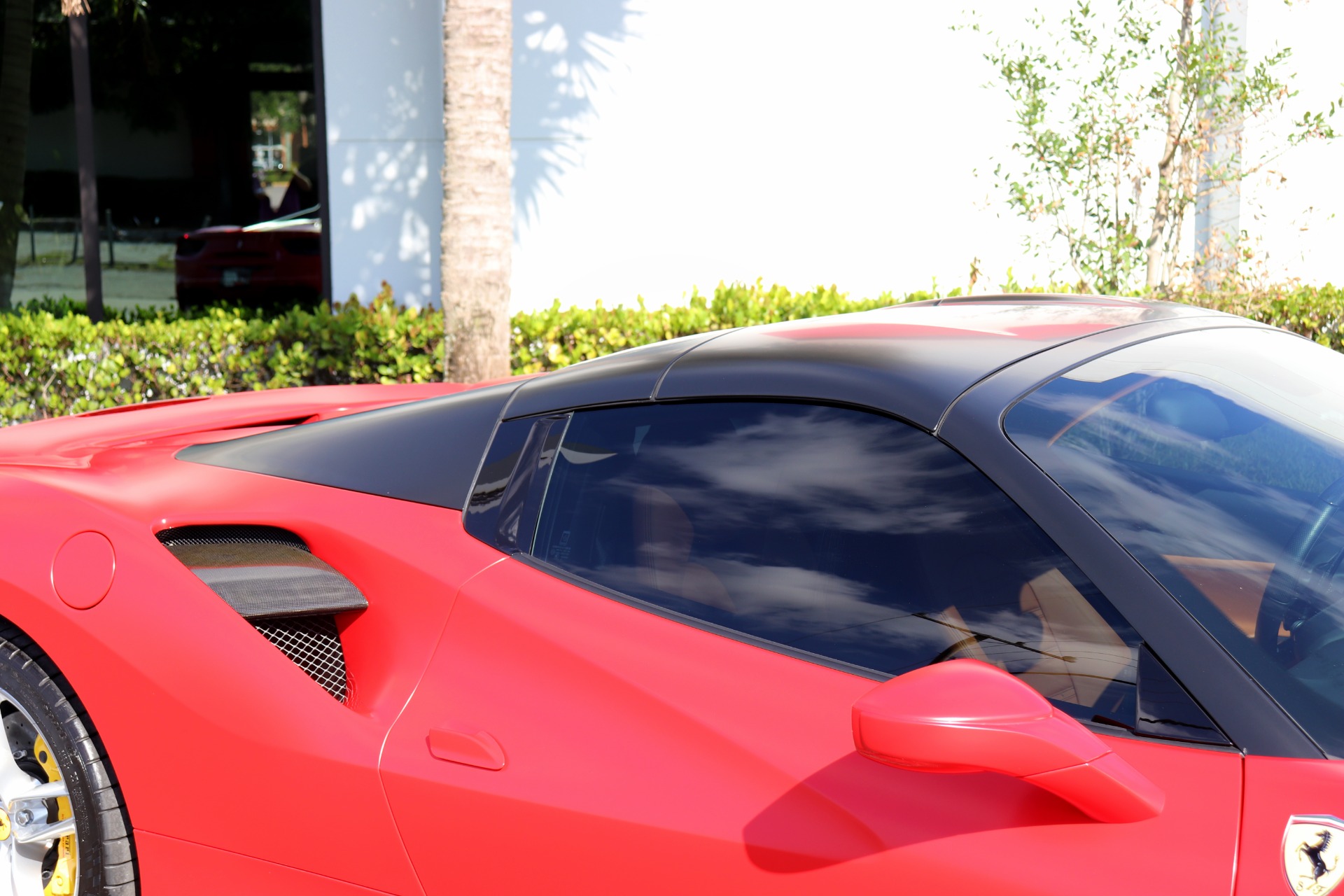 Used-2018-Ferrari-488-Spider