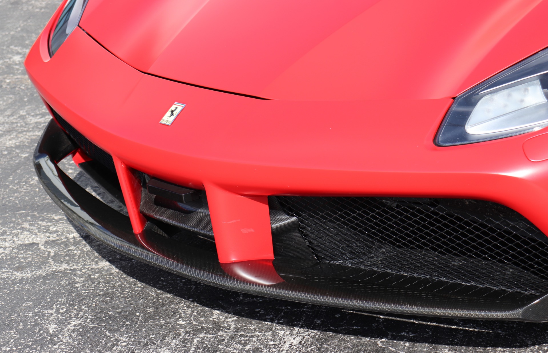 Used-2018-Ferrari-488-Spider