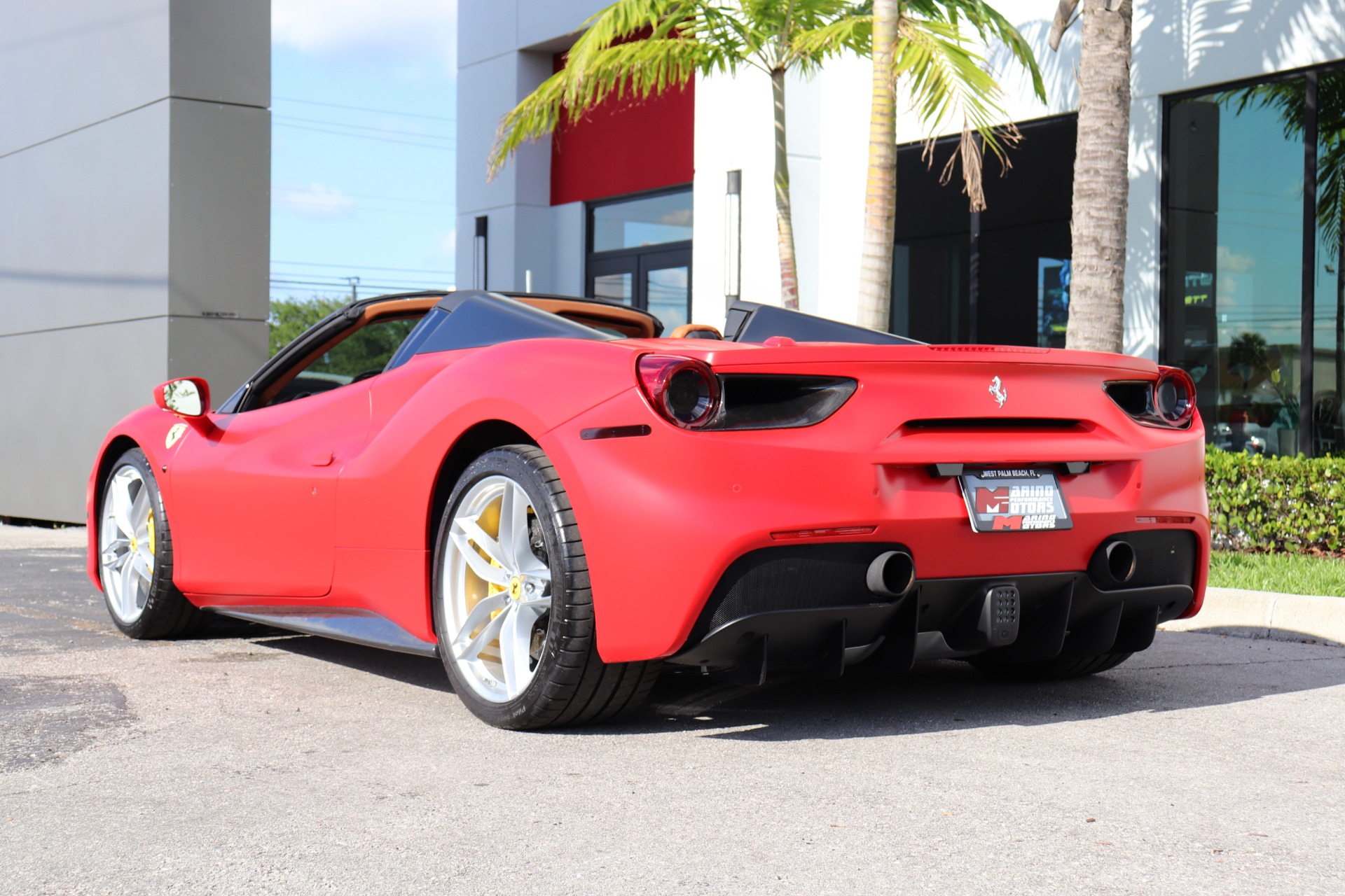 Used-2018-Ferrari-488-Spider