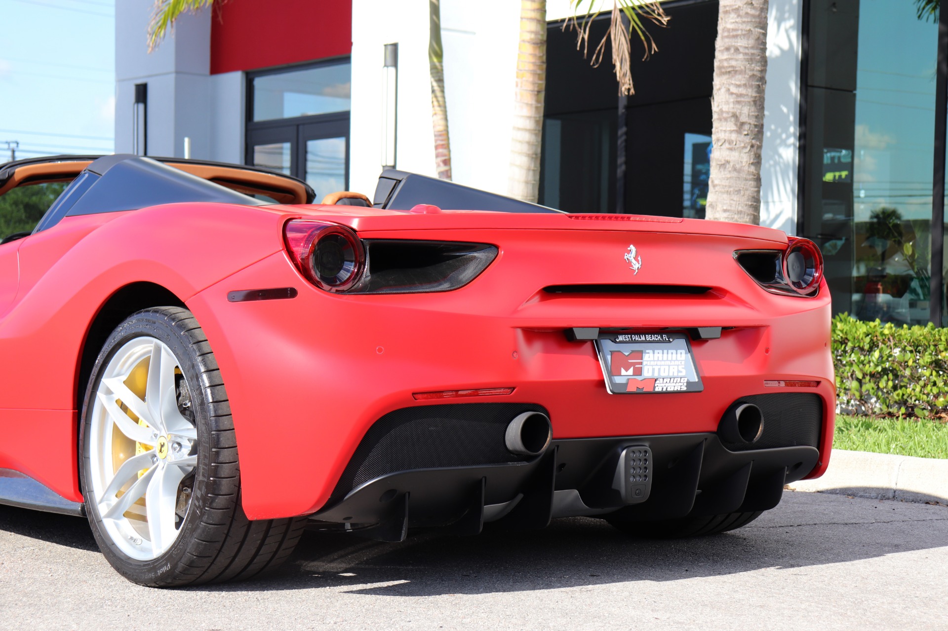 Used-2018-Ferrari-488-Spider
