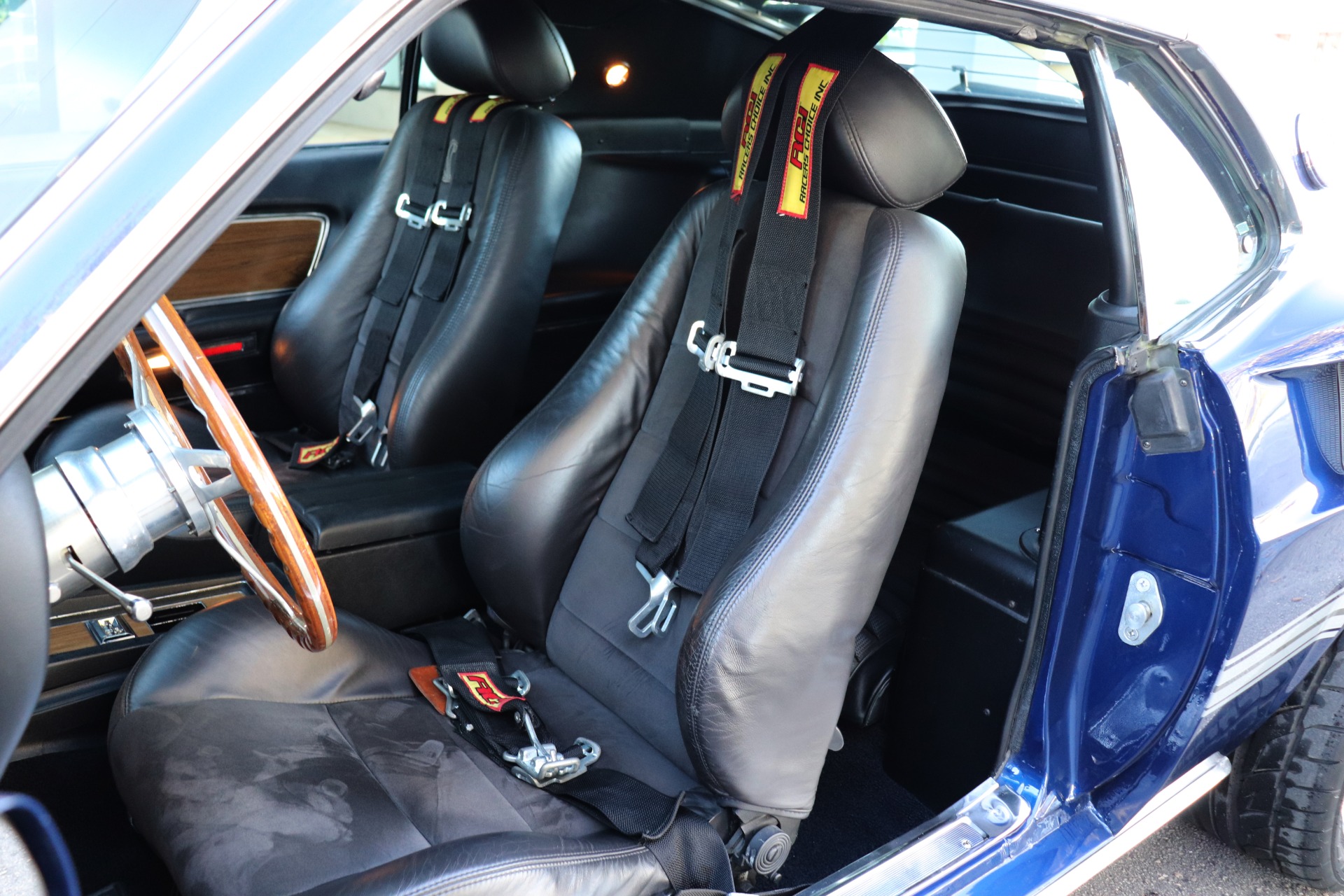 Used-1969-Ford-Mustang-Mach-1
