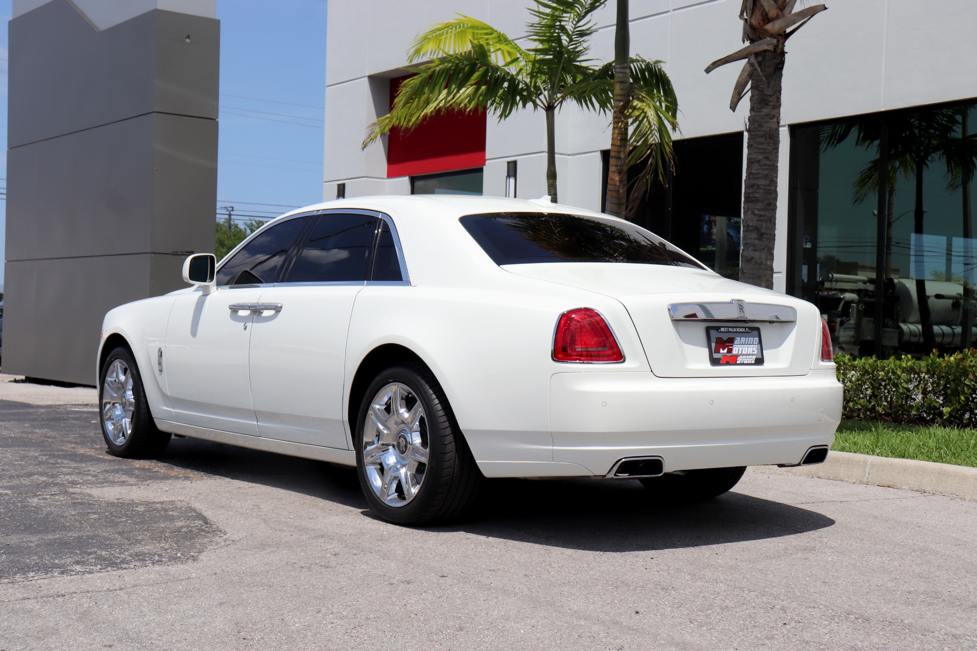 Used-2011-Rolls-Royce-Ghost
