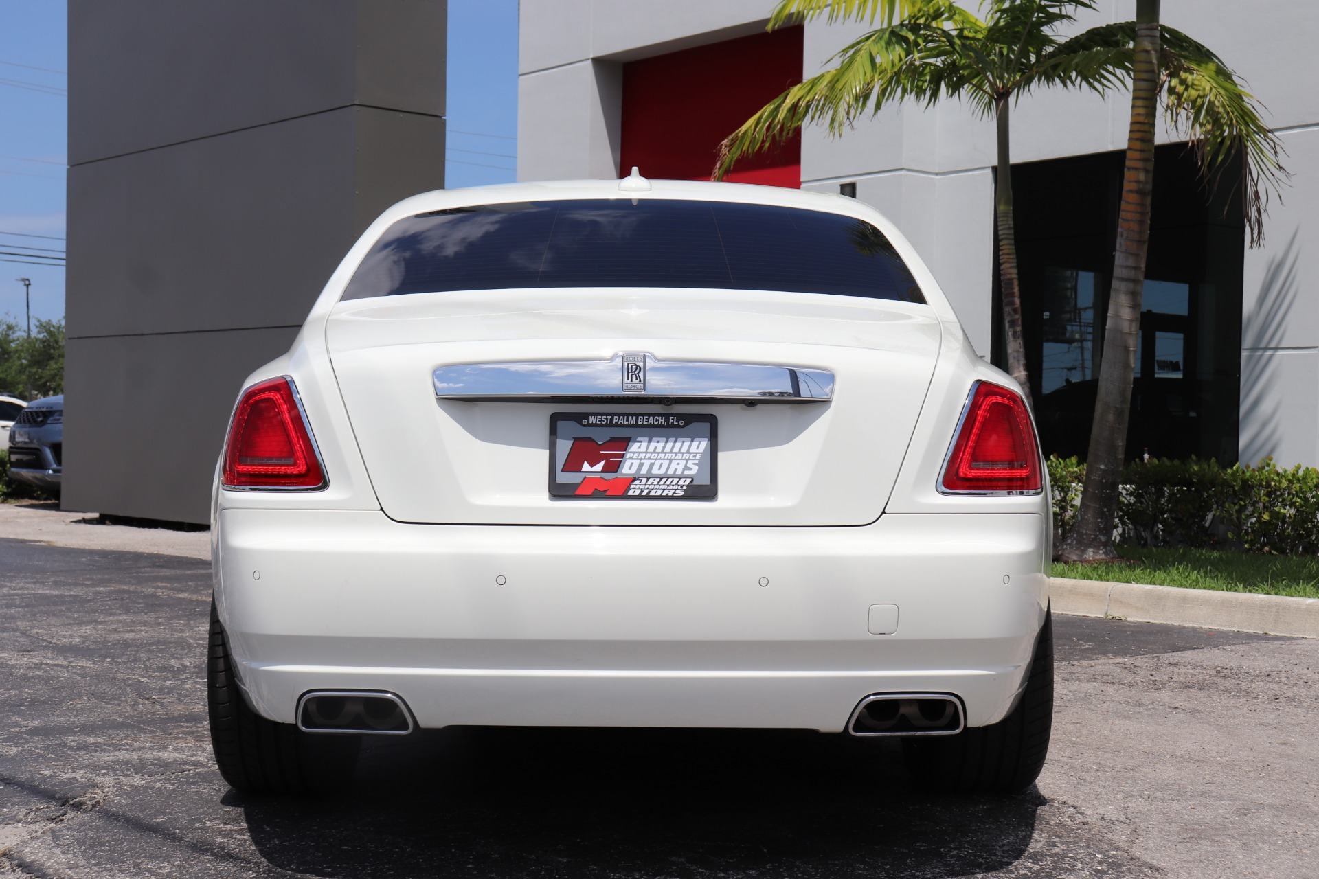 Used-2011-Rolls-Royce-Ghost