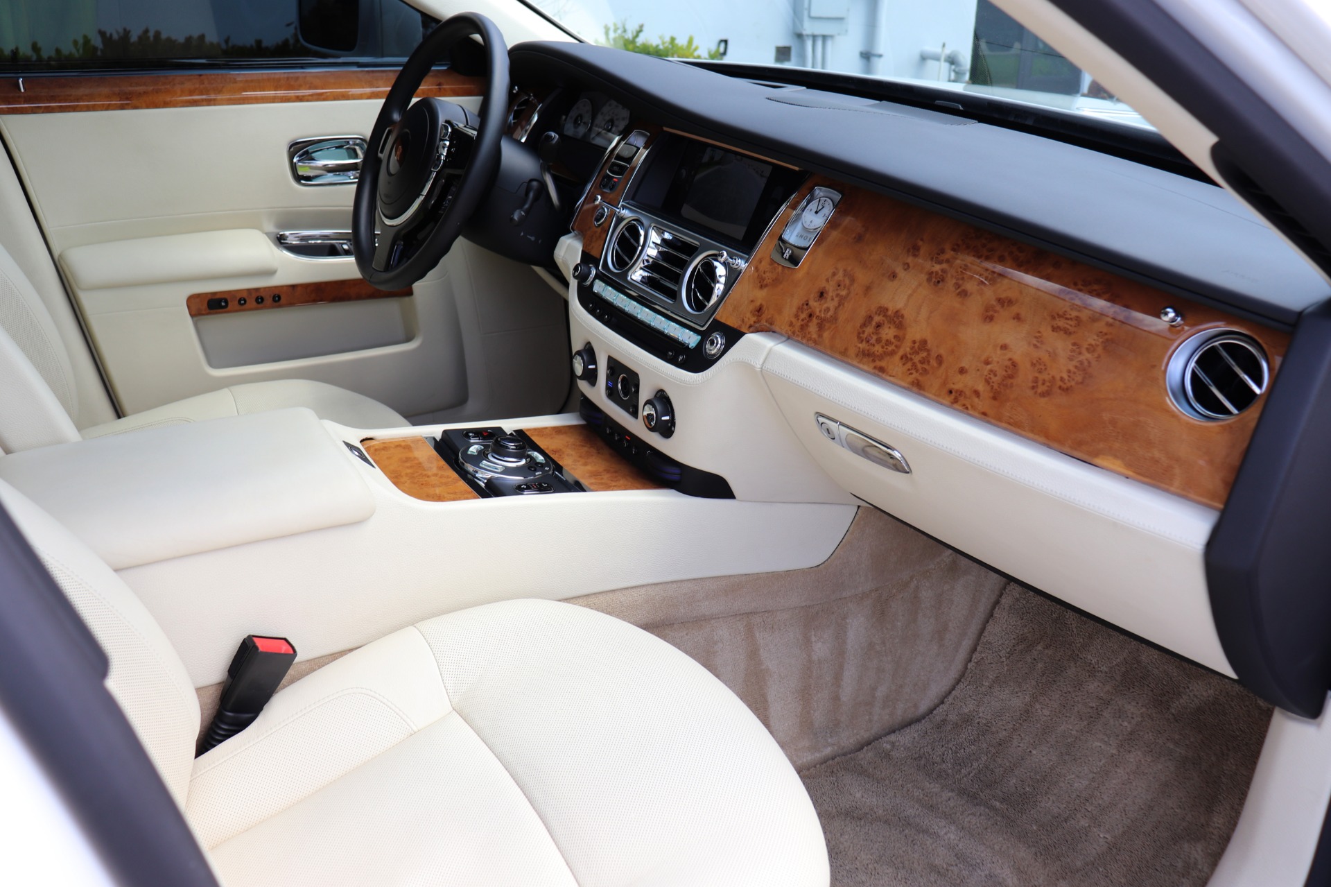 Used-2011-Rolls-Royce-Ghost