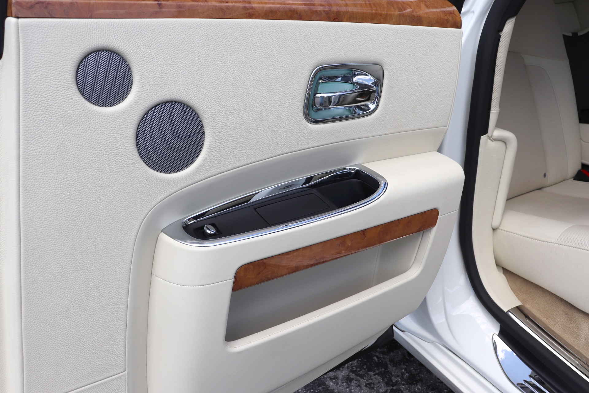 Used-2011-Rolls-Royce-Ghost