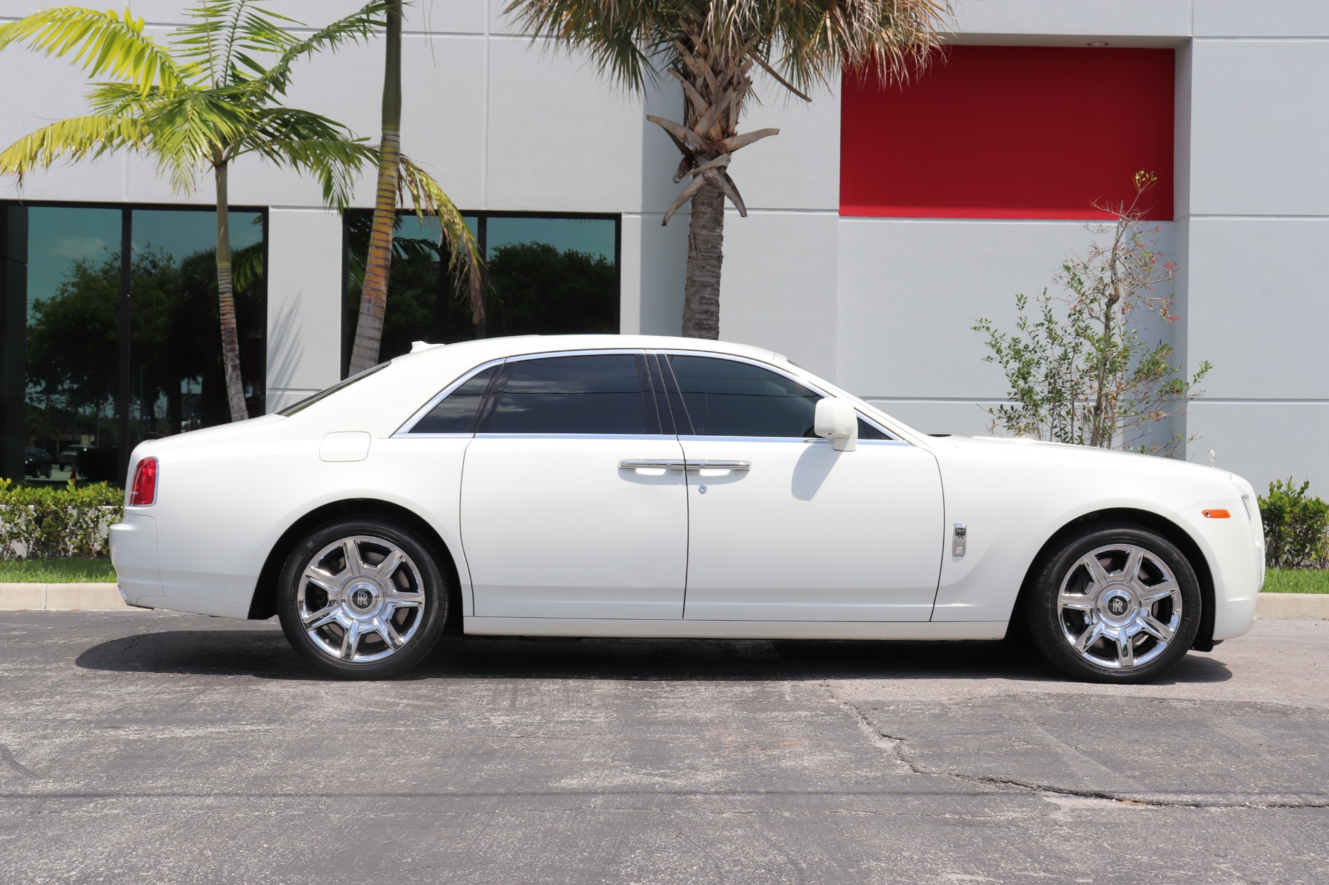Used-2011-Rolls-Royce-Ghost
