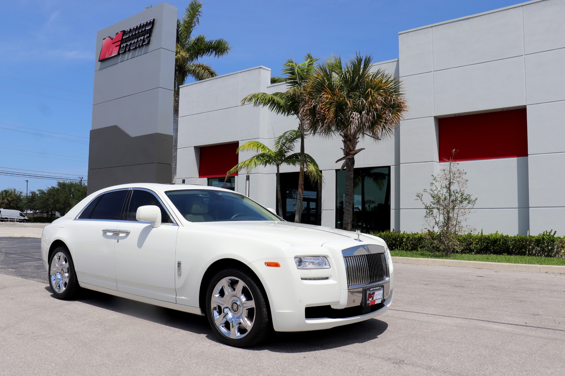 Used-2011-Rolls-Royce-Ghost