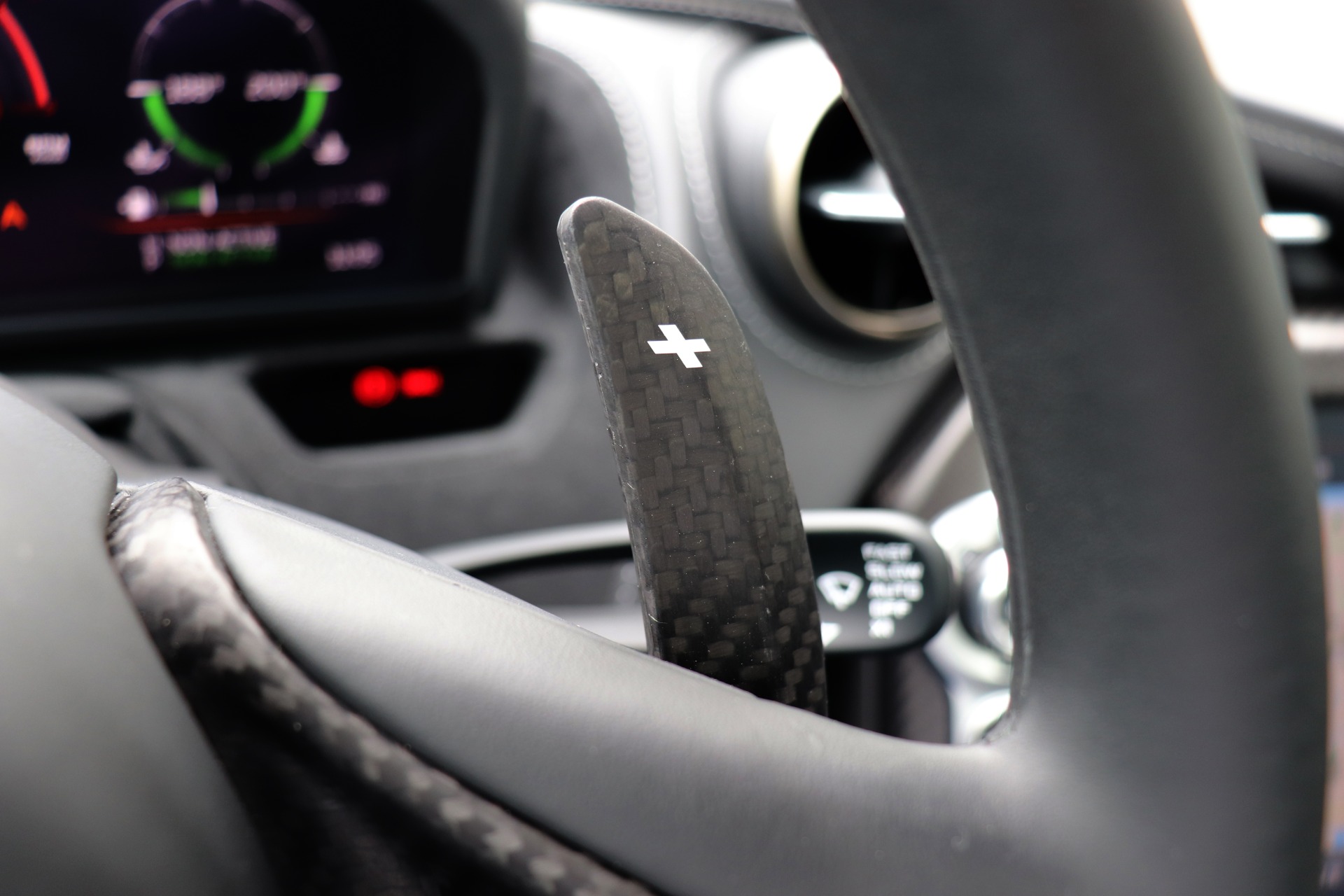 Used-2019-McLaren-720S-Luxury