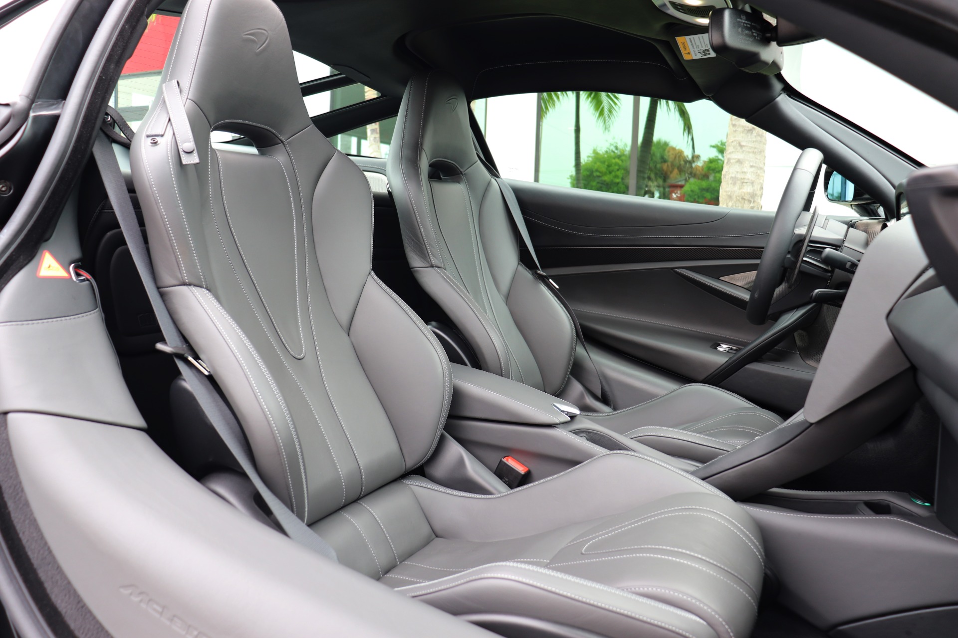 Used-2019-McLaren-720S-Luxury