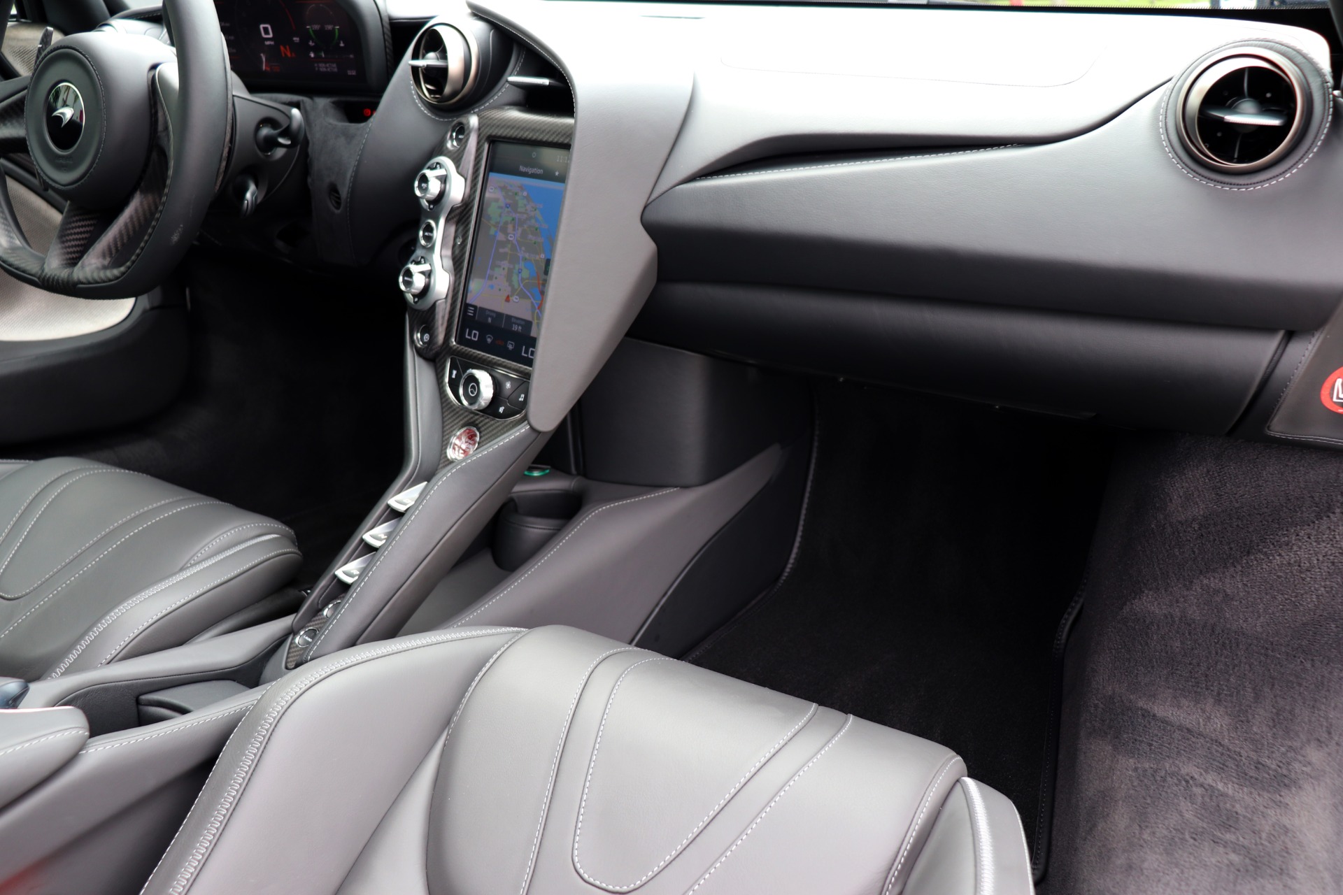 Used-2019-McLaren-720S-Luxury