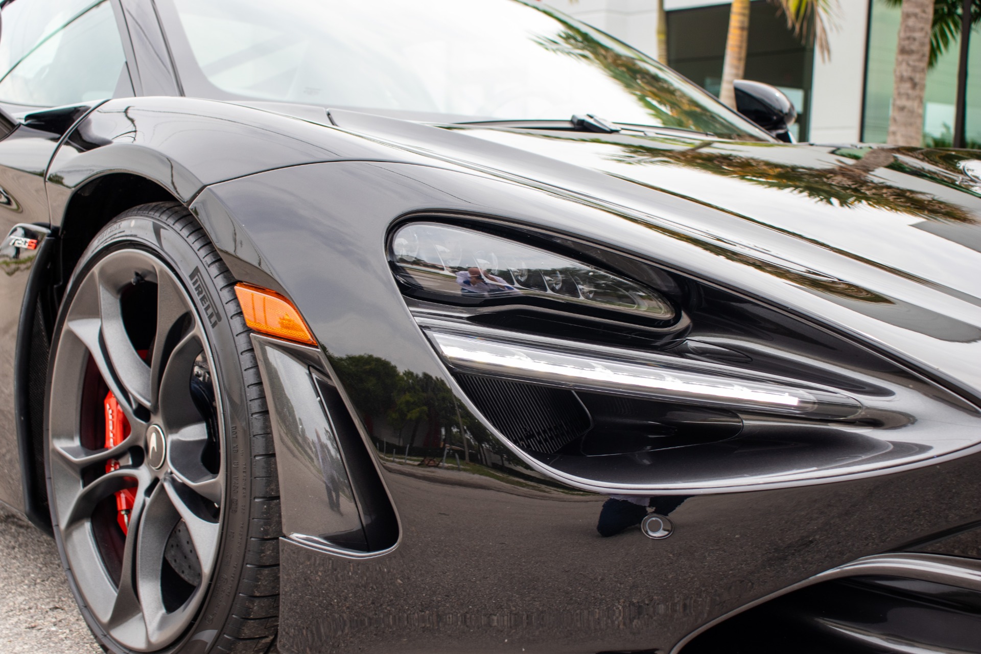 Used-2019-McLaren-720S-Luxury