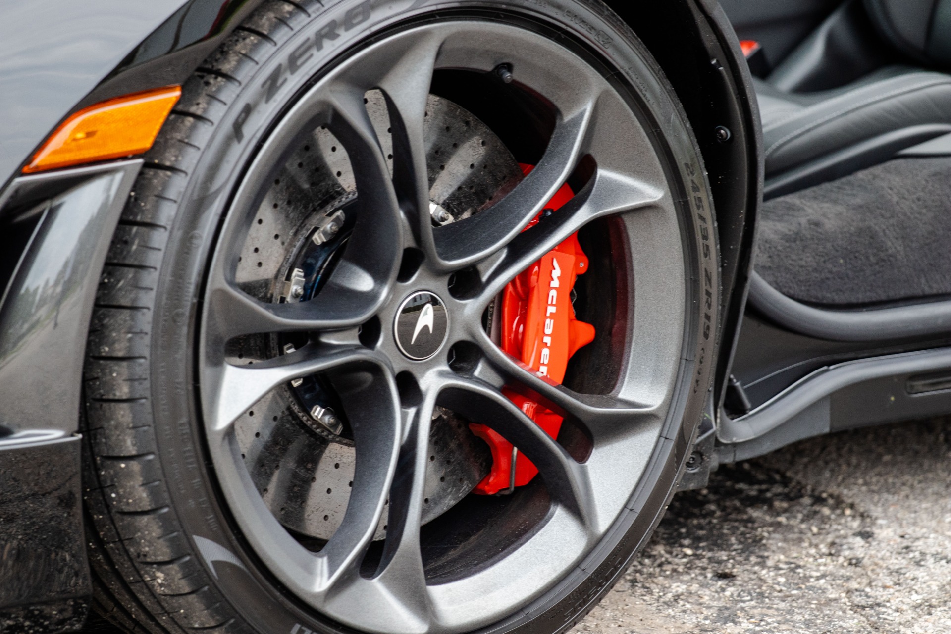 Used-2019-McLaren-720S-Luxury