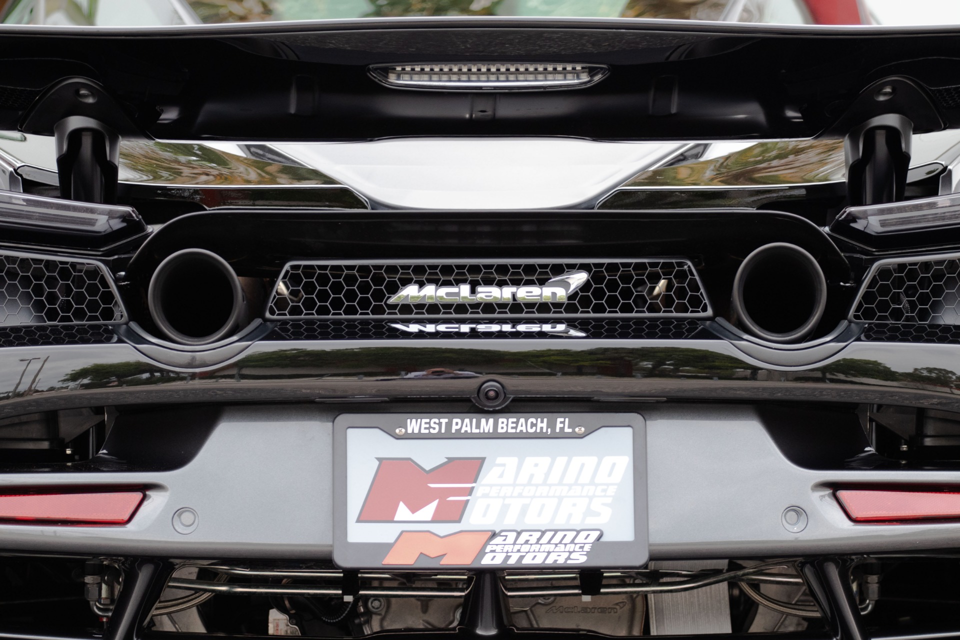 Used-2019-McLaren-720S-Luxury