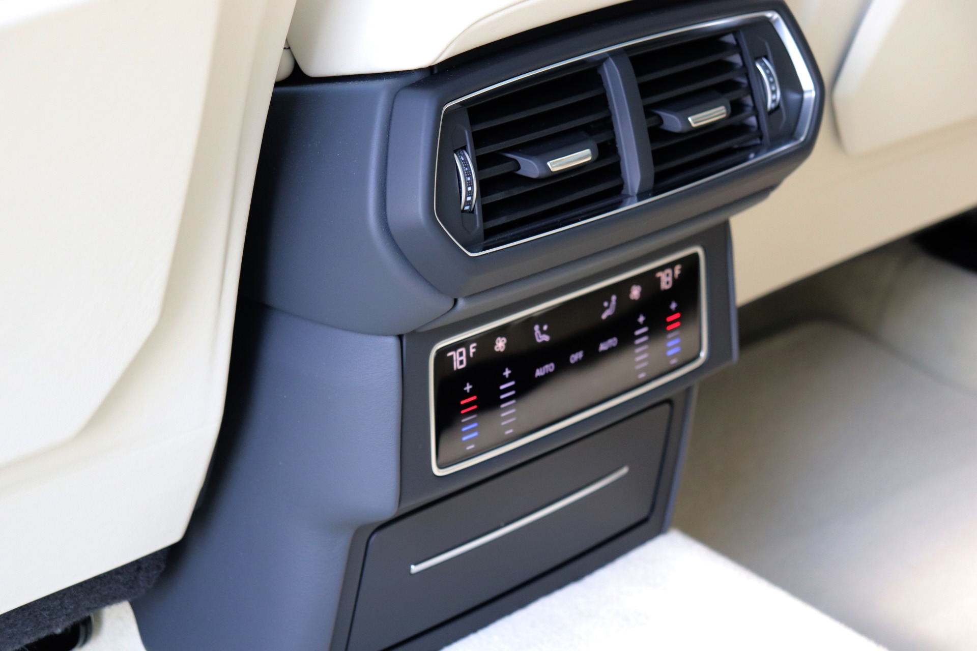 Used-2020-Lamborghini-Urus