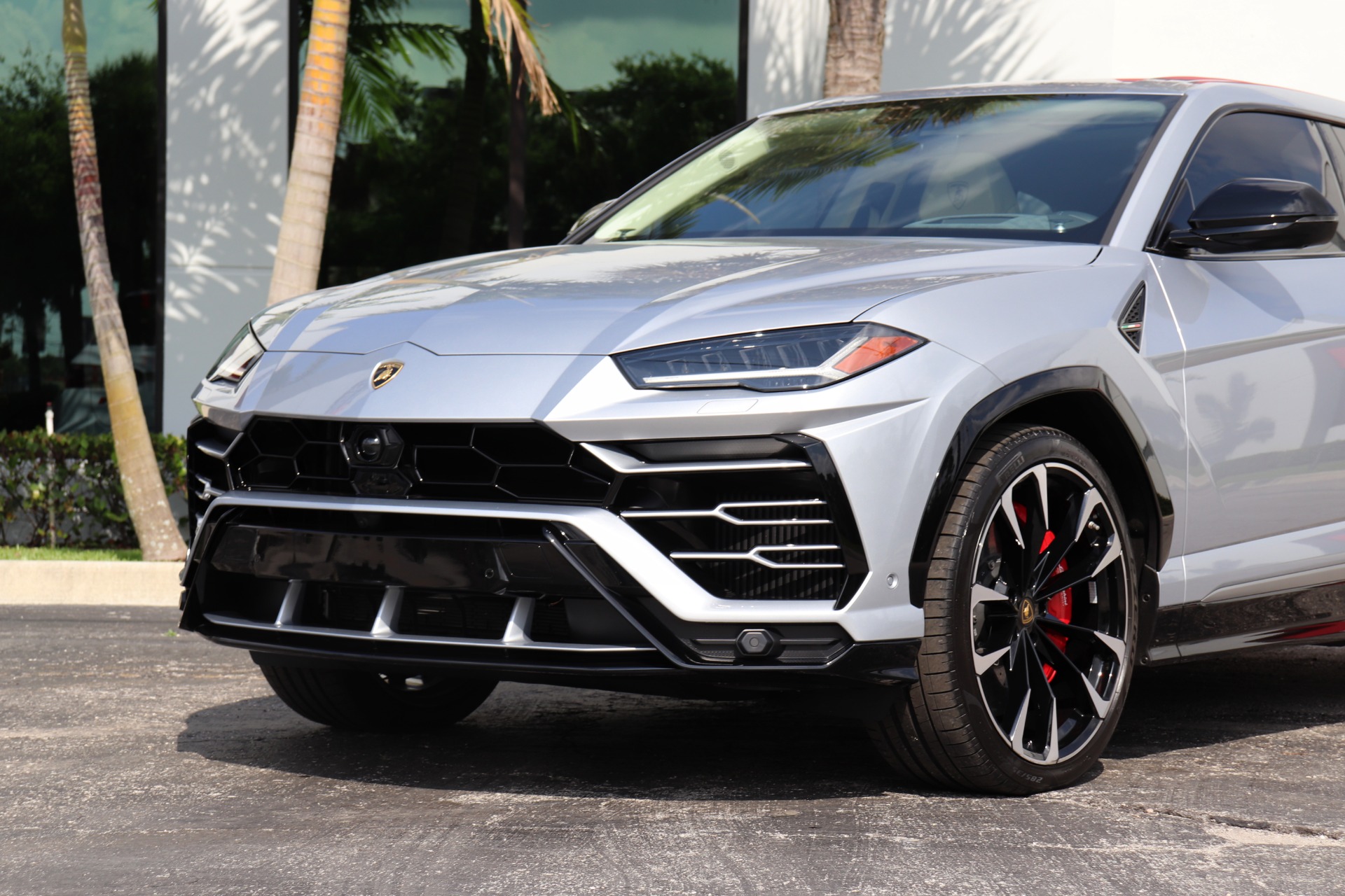 Used-2020-Lamborghini-Urus