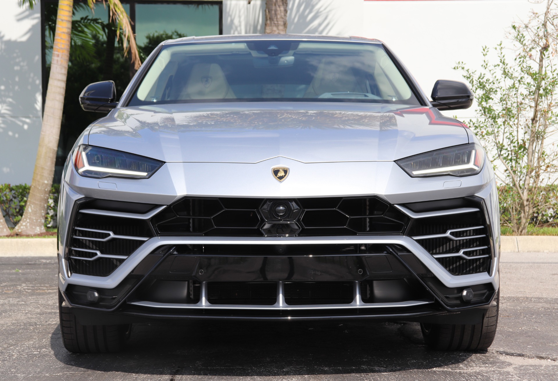 Used-2020-Lamborghini-Urus