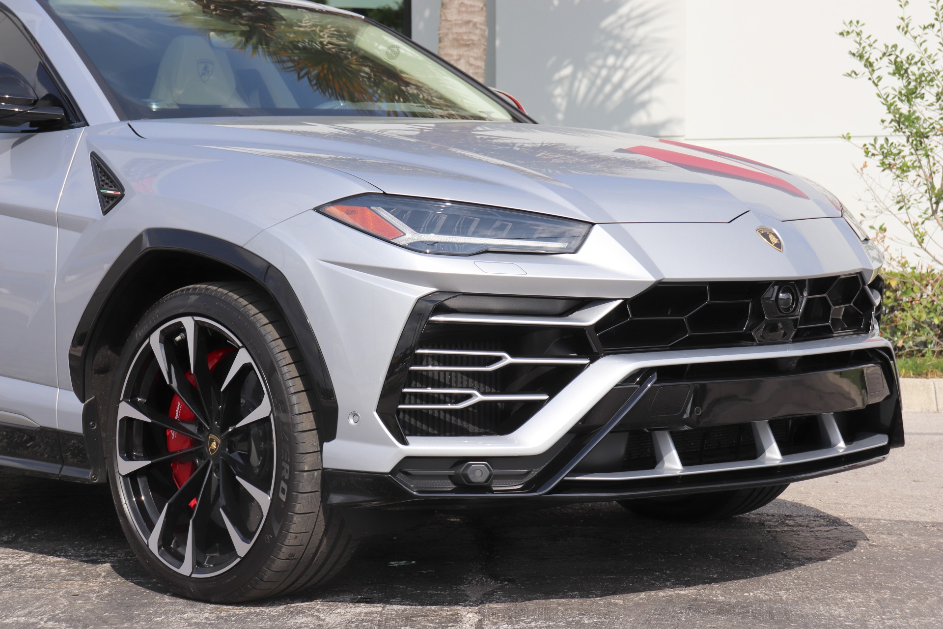 Used-2020-Lamborghini-Urus