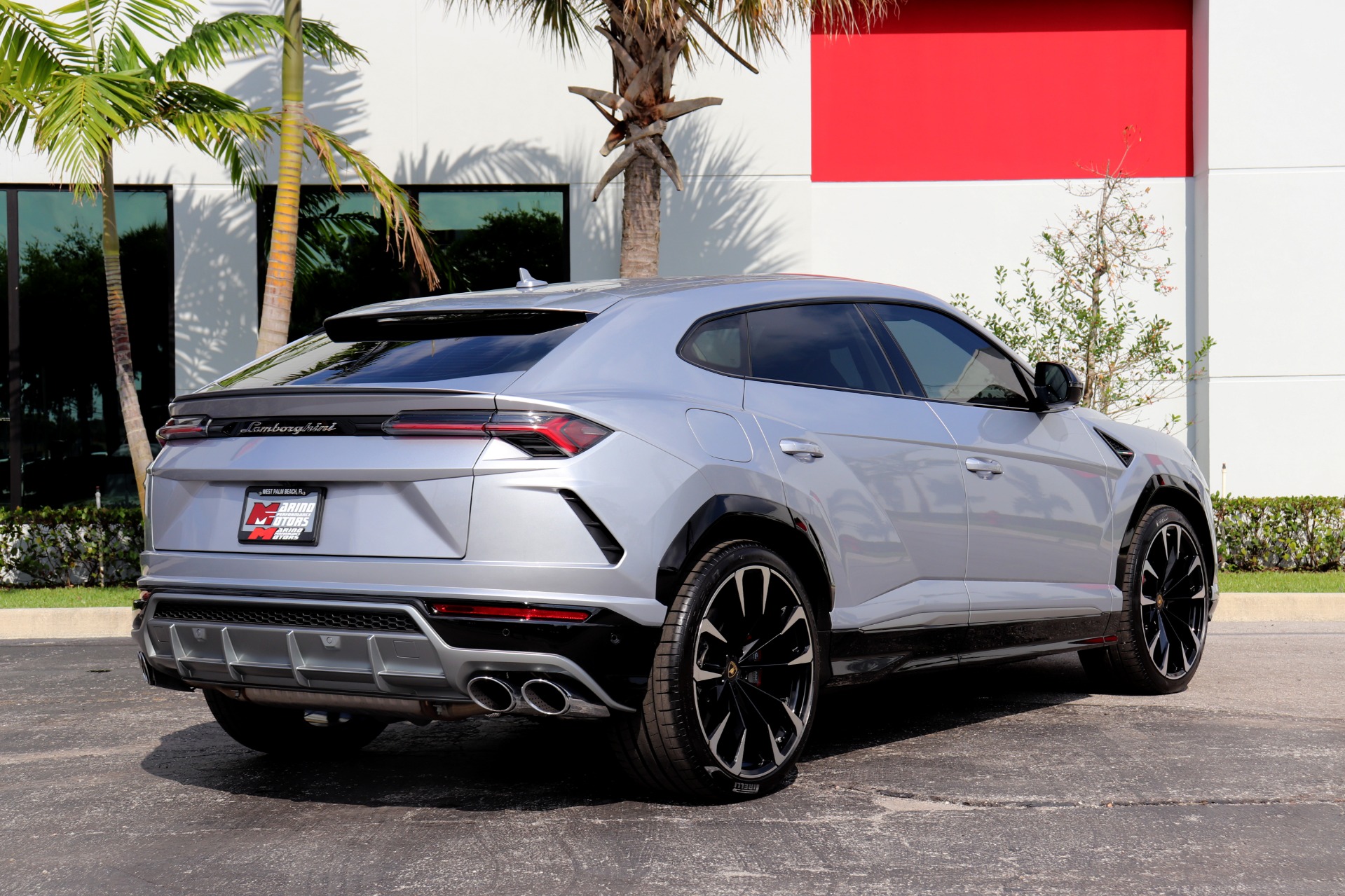 Used-2020-Lamborghini-Urus
